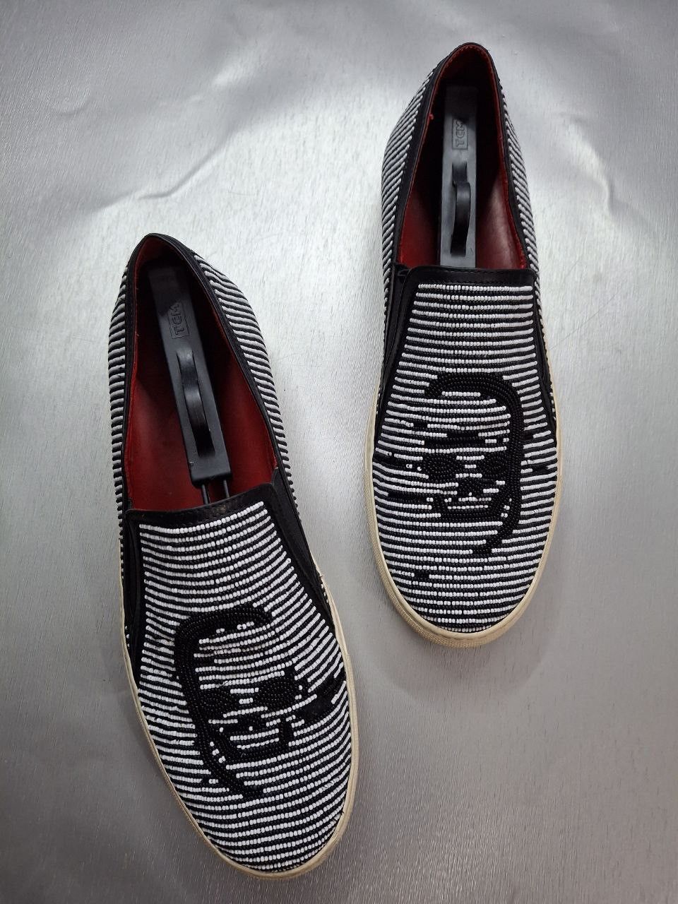 Donald Pliner Donald Pliner slip-on loafers feature black white beading Size US 11 / EU 44 - 2 Thumbnail