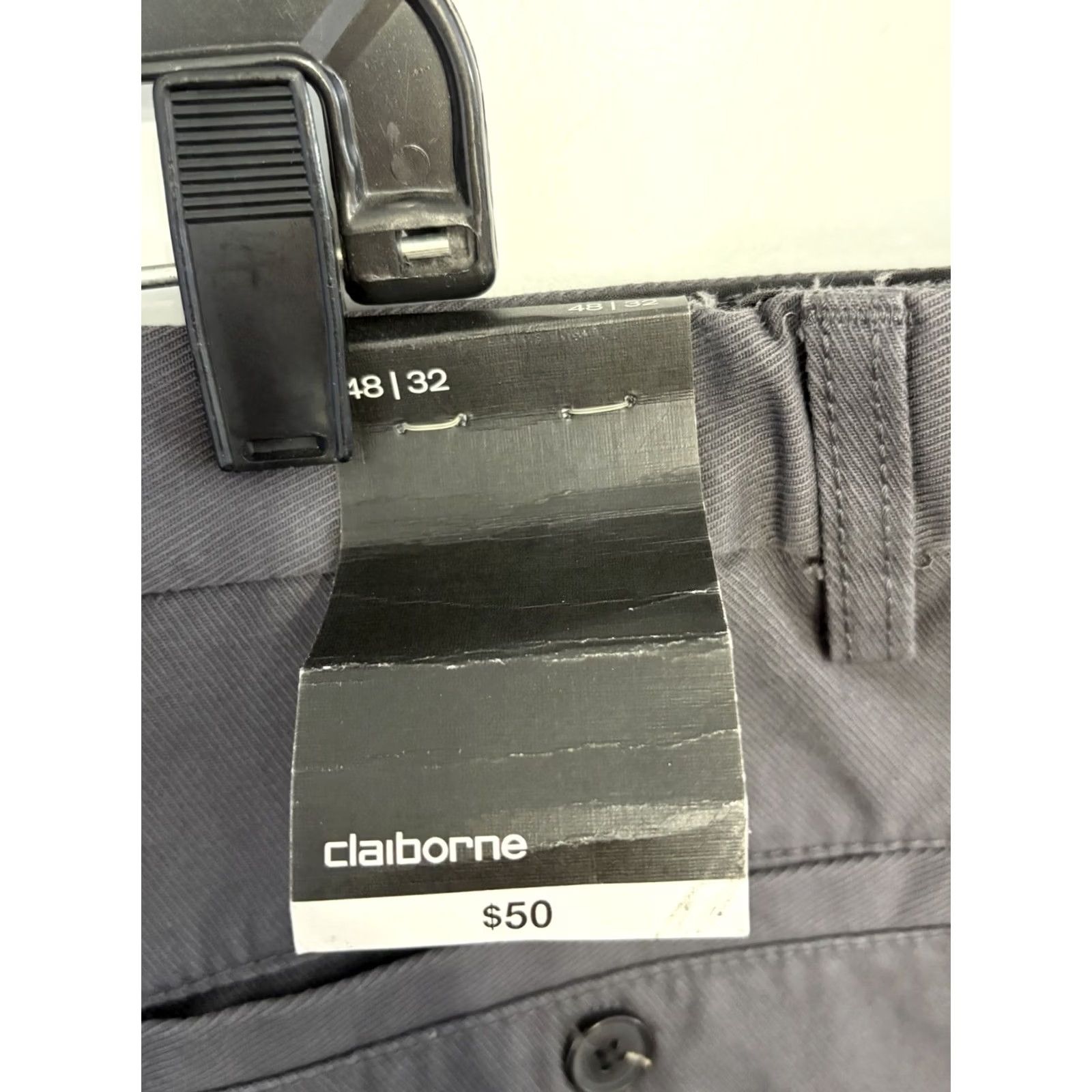 Liz Claiborne NWT Claiborne Pants Forged Iron Gray 48x32 Classic Fit Mens Khakis 32in Inseam Size US 32 / EU 48 - 4 Thumbnail