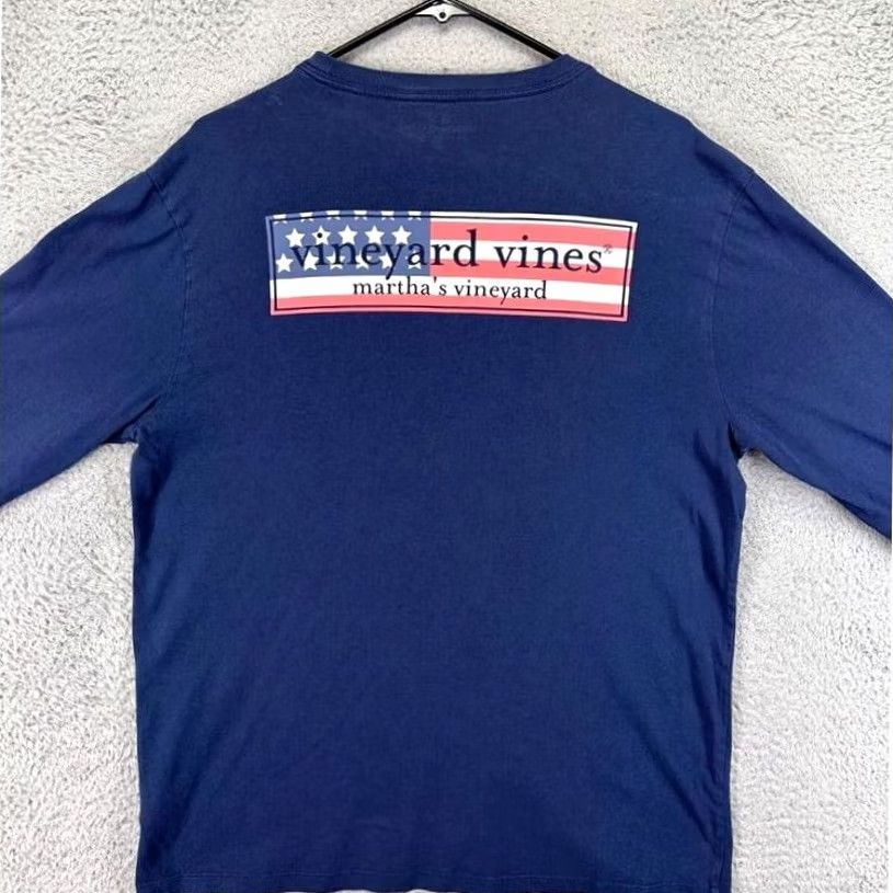 Vineyard Vines Vineyard Vines T-Shirt Long Sleeve Mens Medium Blue USA Flag Graphic Print Crew Neck Size US M / EU 48-50 / 2 - 3 Thumbnail