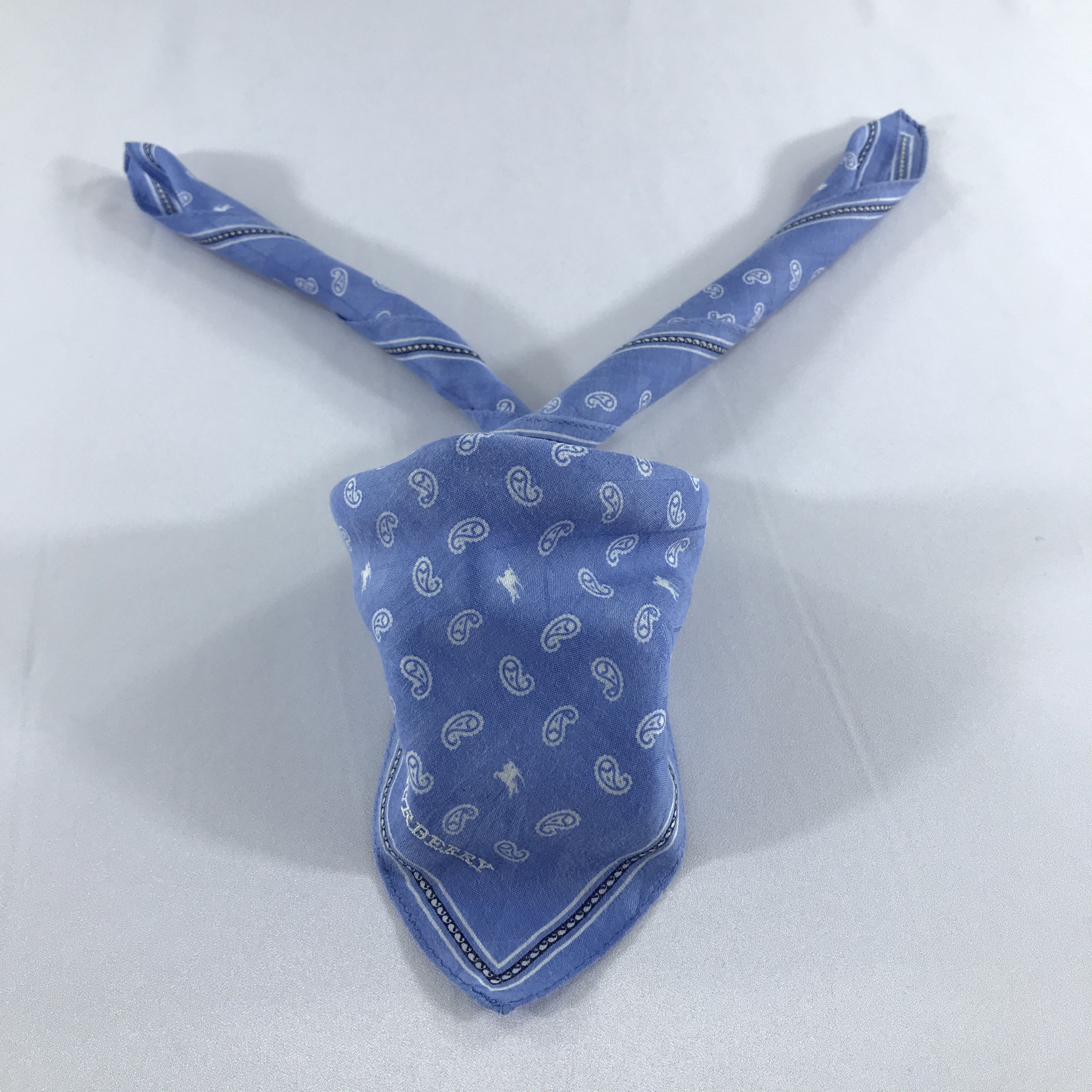 Burberry Burberry Paisley Handkerchief Neckerchief Bandana H745 Size ONE SIZE - 1 Thumbnail