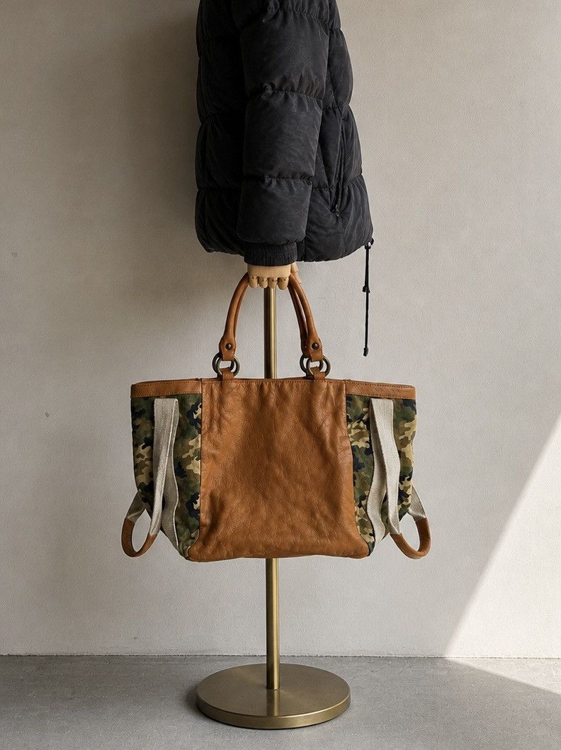 Leather Leather Hybrid Camo Canvas Patina Brown Leather Weekend Bag Size ONE SIZE - 2 Thumbnail