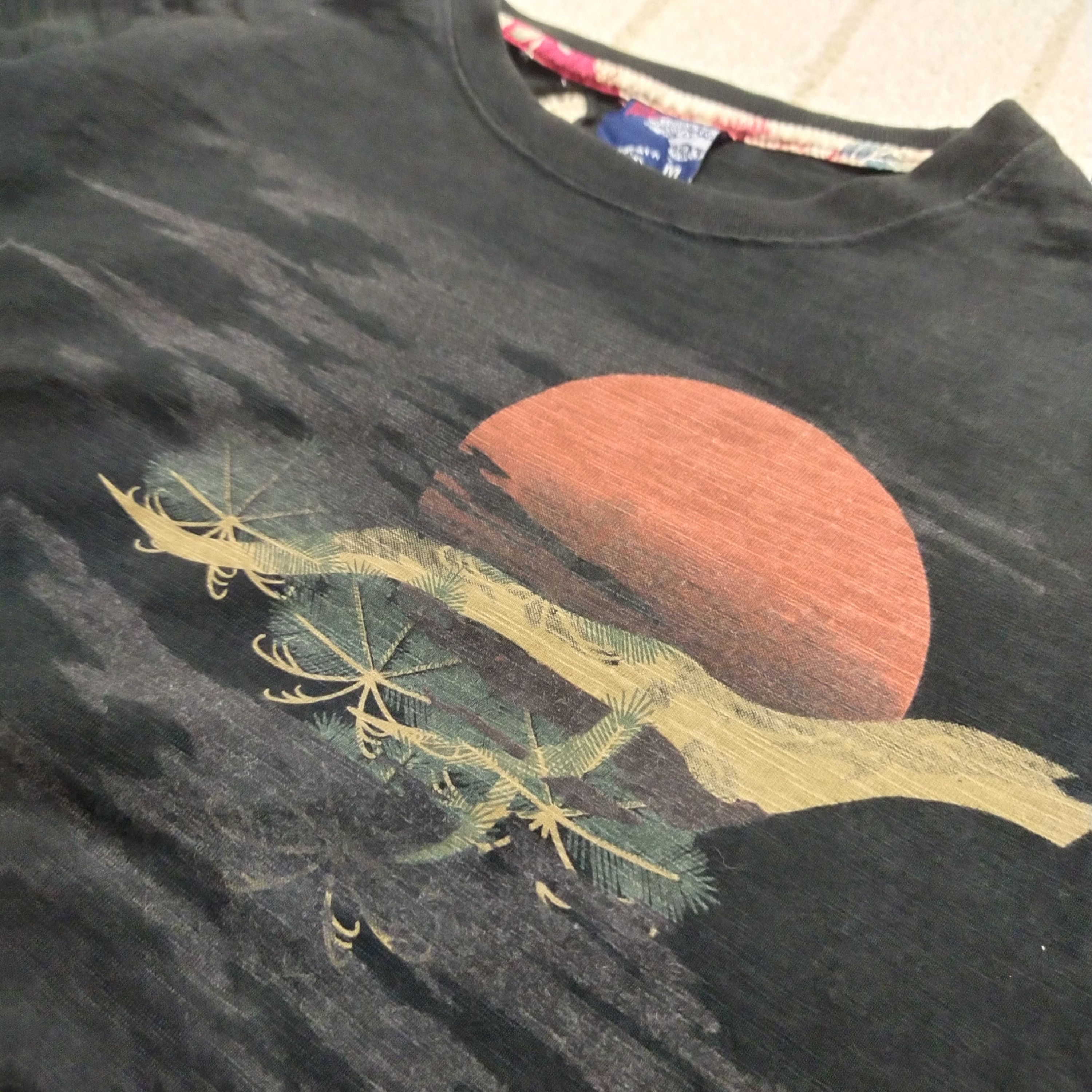 Japanese Brand × Vintage Distressed KOI fish Tee Size US M / EU 48-50 / 2 - 7 Thumbnail