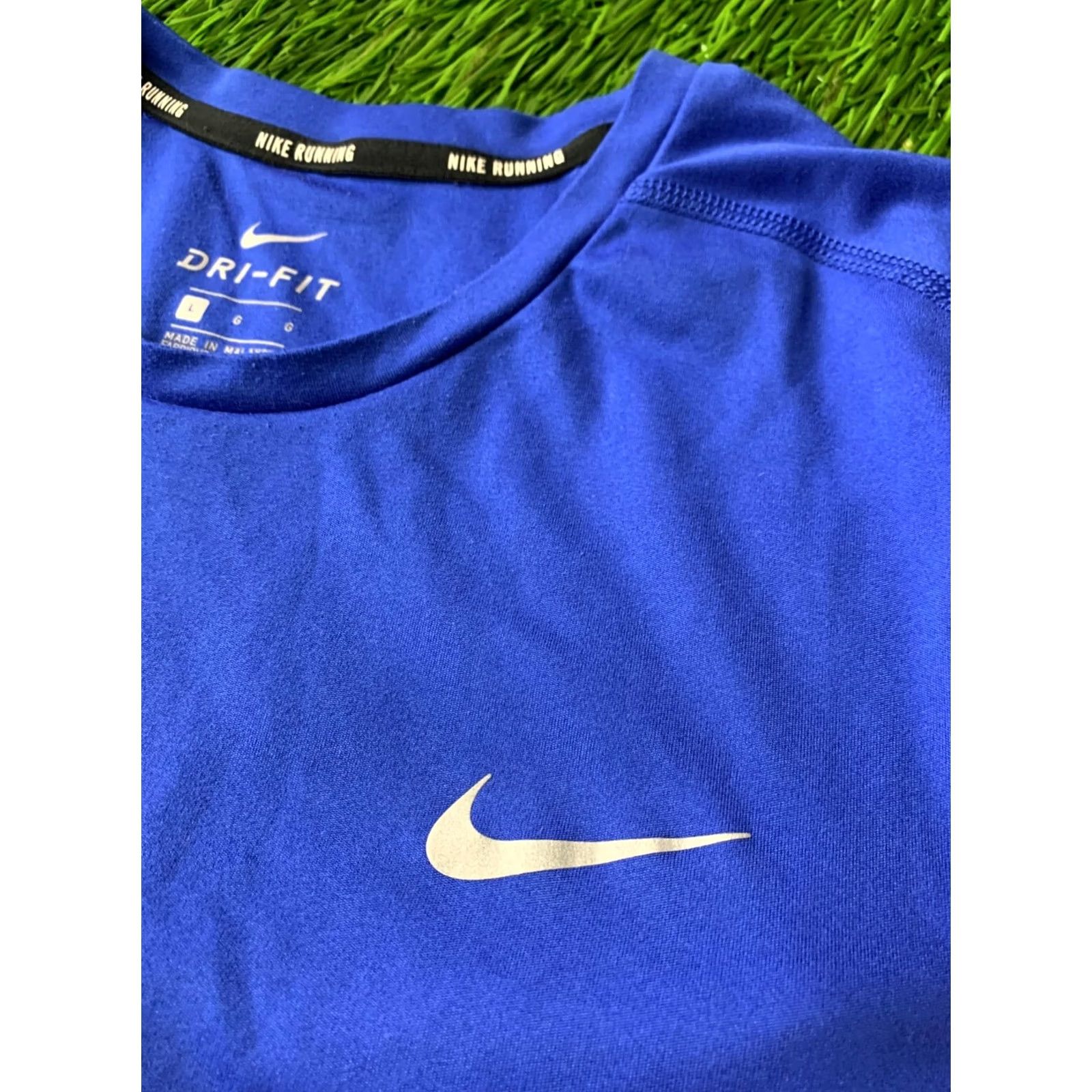 Nike Nike Running Shirt Men Large Blue Dri-FIT 2017 Training T-Shirt Short Sleeve Reflective Casual Athletic Jersey Size US L / EU 52-54 / 3 - 3 Thumbnail