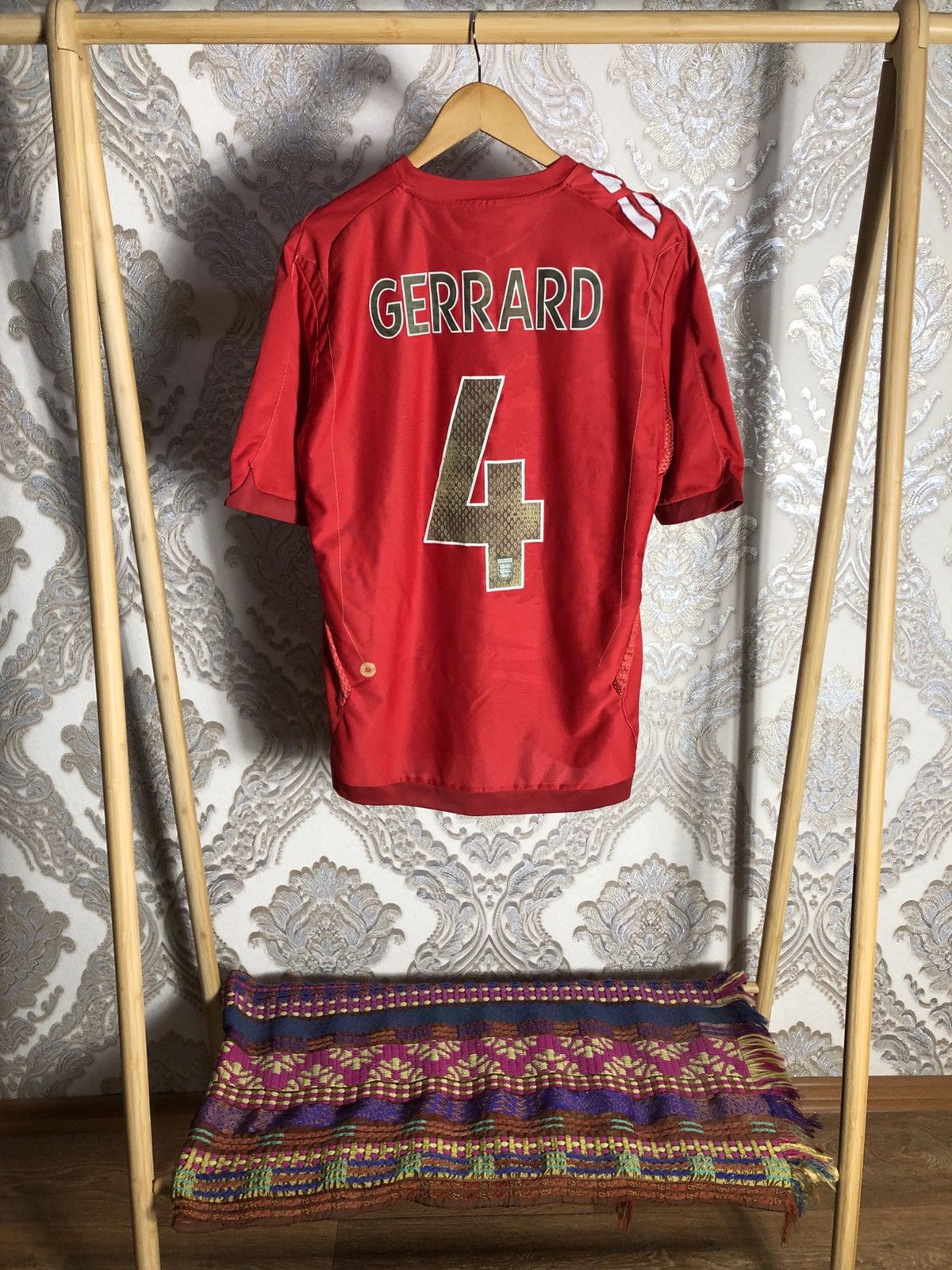 Vintage VERY RARE UMBRO ENGLAND LIVERPOOL RETRO SOCCER JERSEY 90s Size US L / EU 52-54 / 3 - 1 Thumbnail