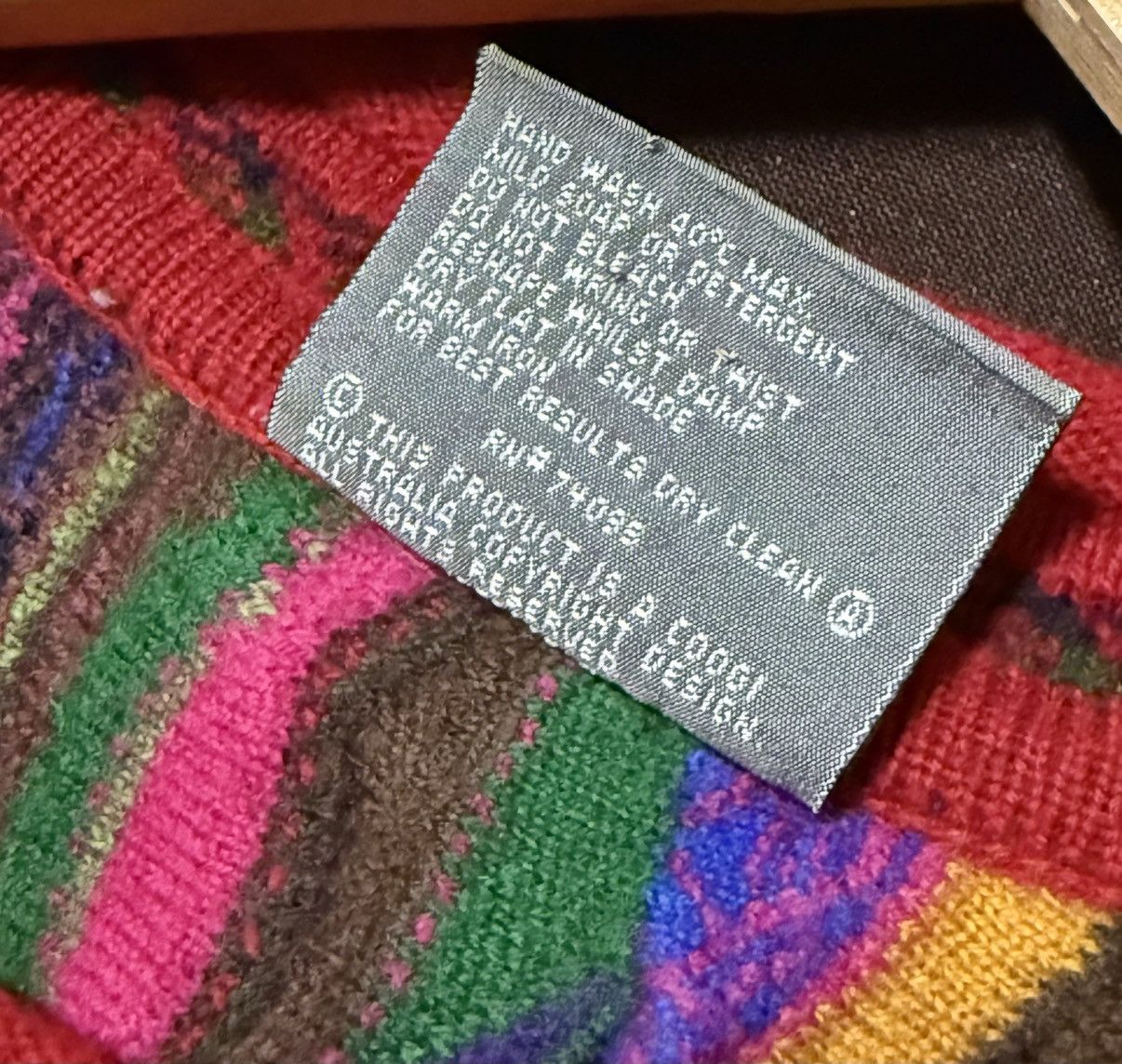 Coogi Coogi - 3D Wool Sweater Size US S / EU 44-46 / 1 - 17 Thumbnail