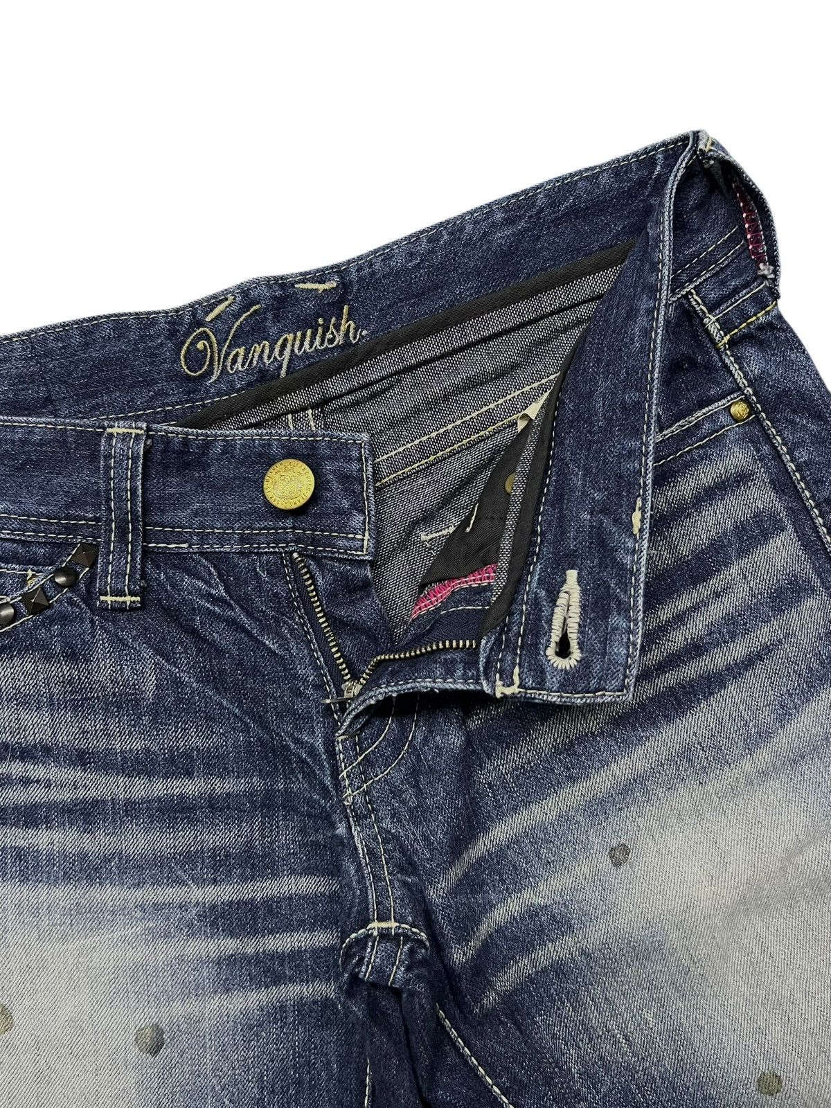 Vanquish Vanquish Studded Clawmark, Distressed Faded Acid Wash Flared Size US 29 - 11 Thumbnail