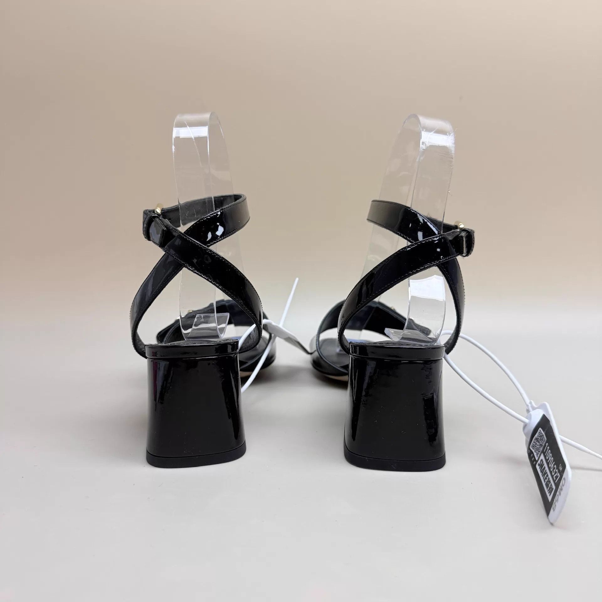 Louis Vuitton LV Black Gold Logo Strap Sandals 35 (Mint) Size US 4.5 / IT 34.5 - 3 Thumbnail