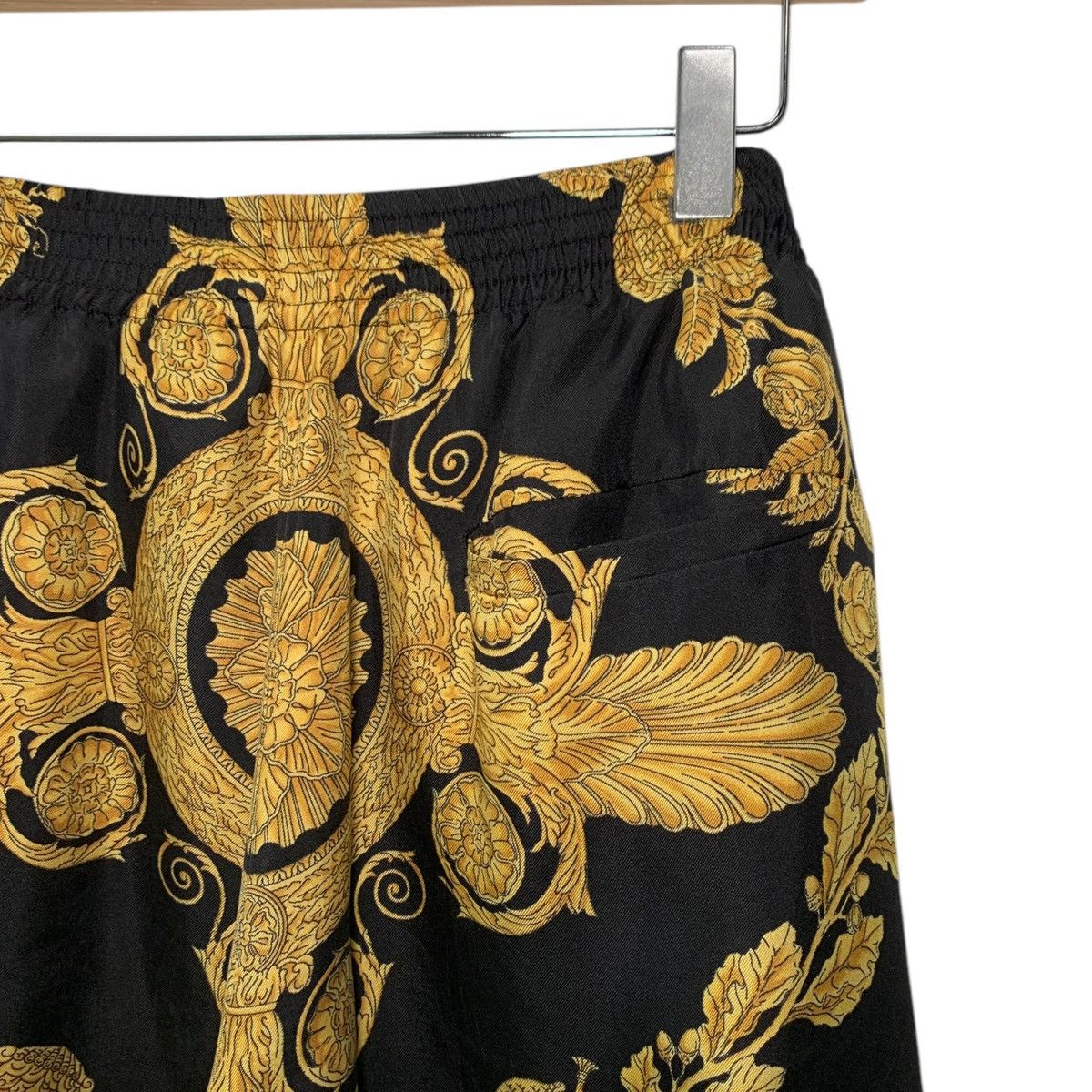 Versace Versace Print Silk Shorts Brocade Black Gold 52 Size US 36 / EU 52 - 3 Thumbnail