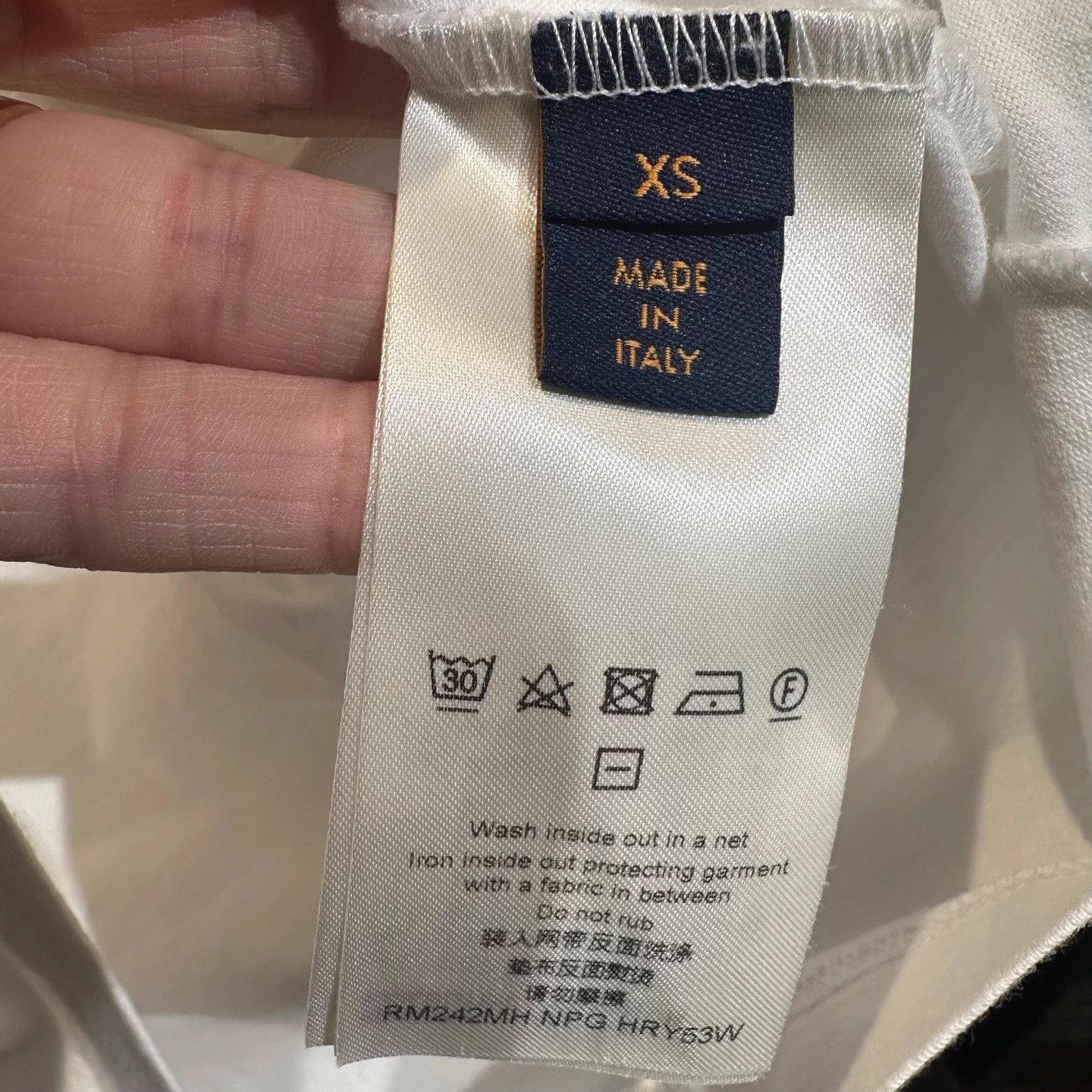 Louis Vuitton LV AC Embroidered & Embossed Logo Short Tee XS NWT Size US XS / EU 42 / 0 - 5 Thumbnail