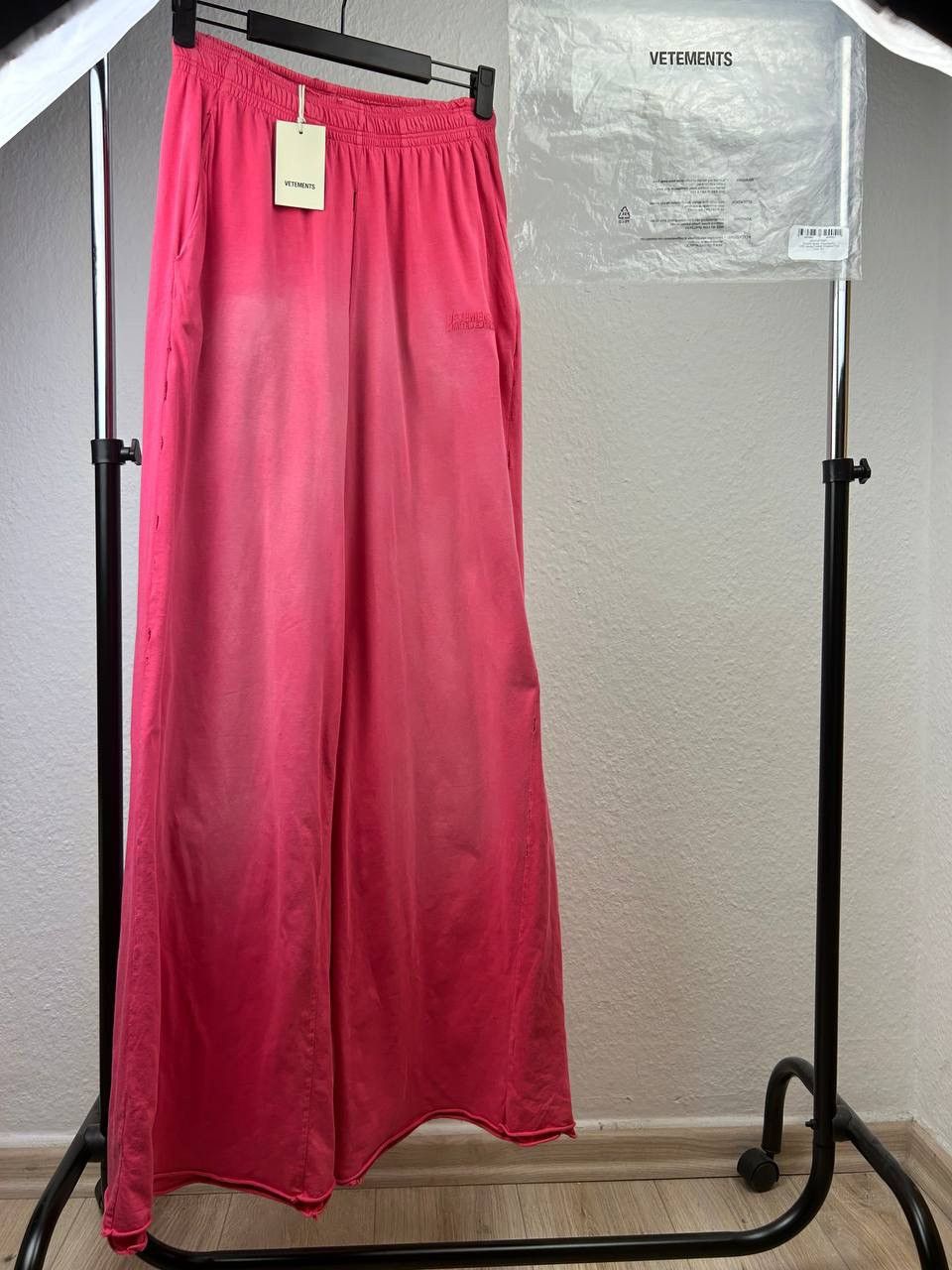 Vetements Vetements Sweatpants Pink Potern Size US 32 / EU 48 - 2 Thumbnail