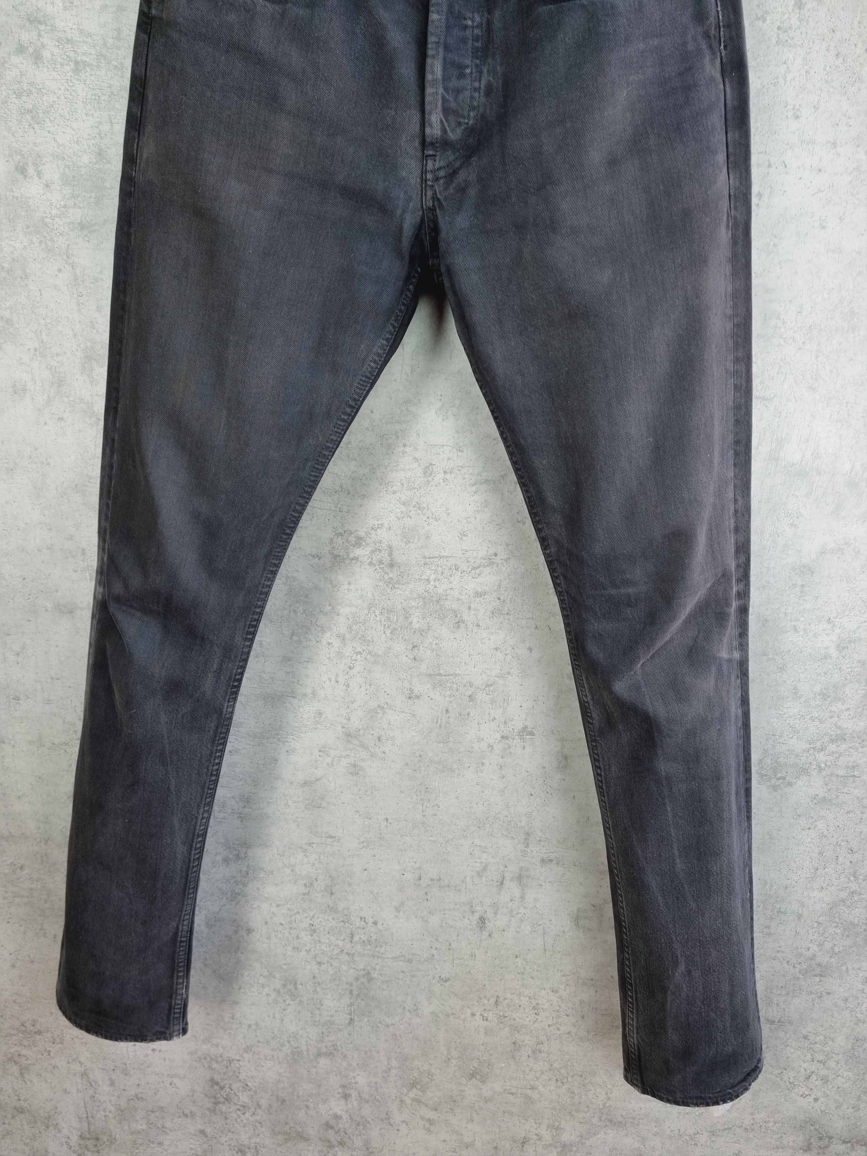 SANDRO Paris New Droit Model Faded Denim Jeans