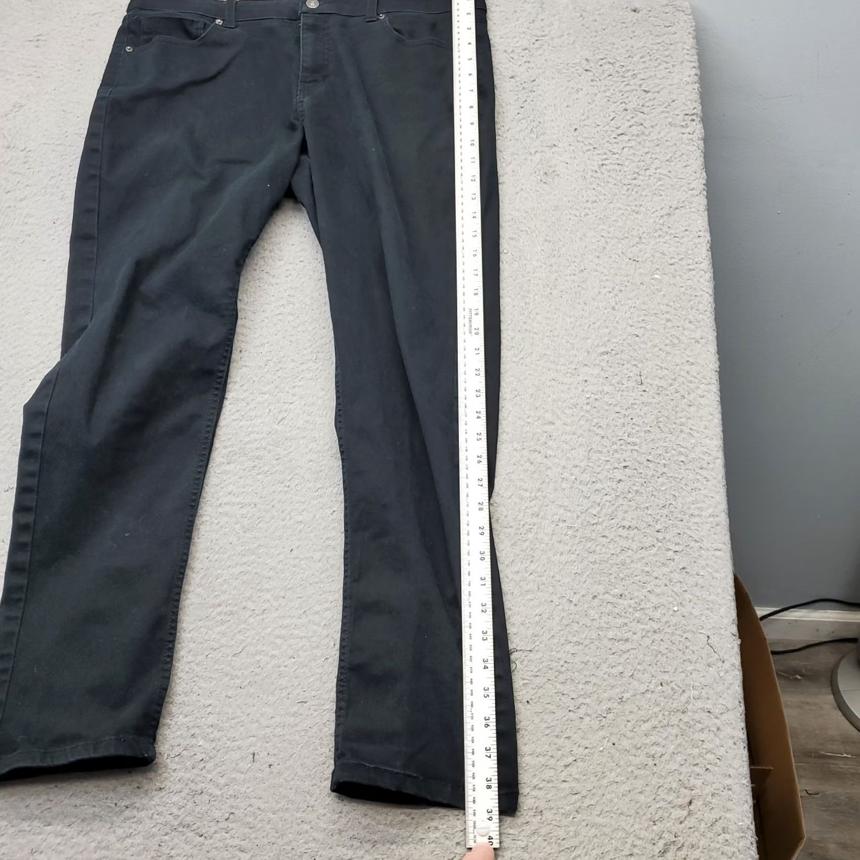 DKNY DKNY Mens Straight Jeans 38x32 Black Denim Stretch Dark Wash Vintage: No Size US 38 / EU 54 - 4 Thumbnail