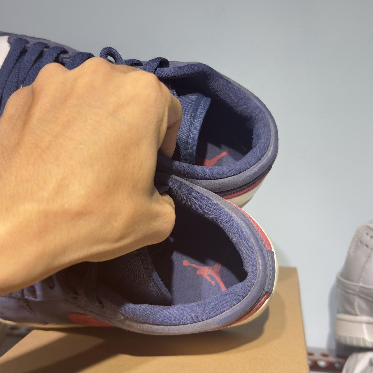 Jordan Brand Jordan 1 low " USA" Size US 9.5 / EU 42-43 - 6 Thumbnail