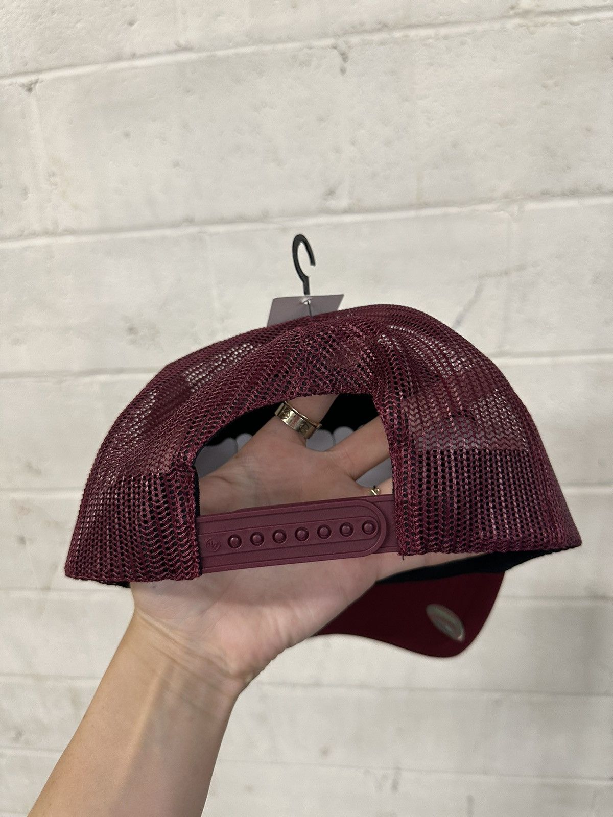 New York Yankees × Urban Outfitters × Vintage Urban outfitters Yankees trucker hat Size ONE SIZE - 3 Thumbnail