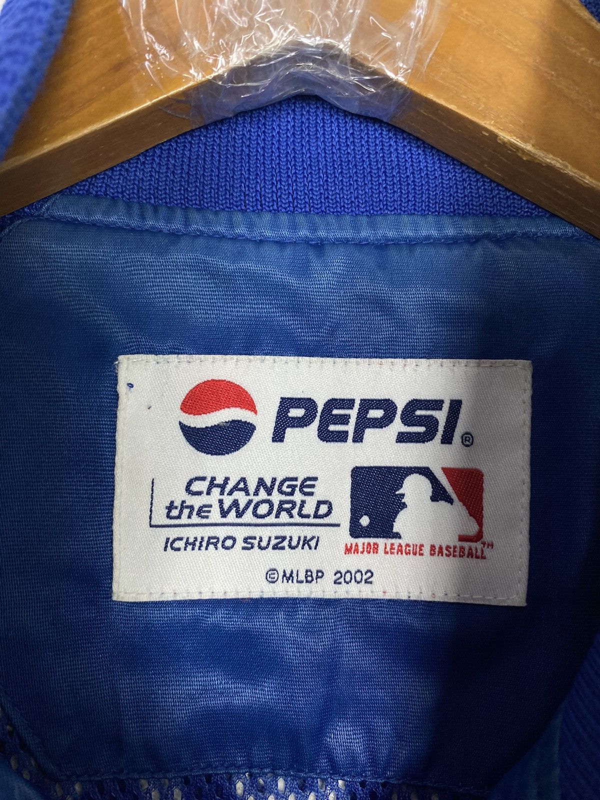 MLB Rare‼️ Vtg MLB Pepsi Ichiro Suzuki 51 Embroidery Big Logo Size US L / EU 52-54 / 3 - 6 Thumbnail