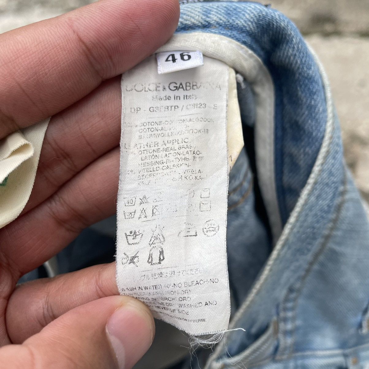 Dolce & Gabbana 🔥Trash🔥🇮🇹Dolce & Gabbana Stone Washed Rips Distress Jeans Size US 33 - 17 Thumbnail