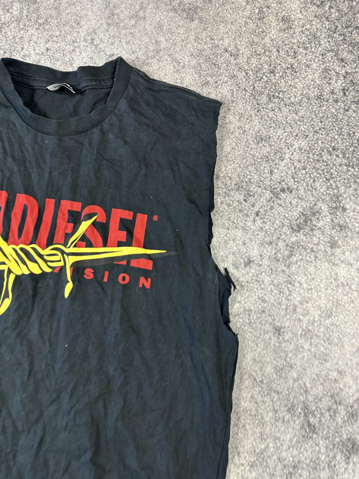 Diesel Vintage Diesel Big Logo Tank Top Avant Garde Style USA Rare Size US S / EU 44-46 / 1 - 4 Thumbnail