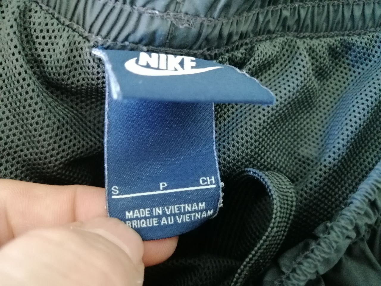 Nike Vintage Nike Track Pants Nylon Size S Size US 30 / EU 46 - 8 Thumbnail