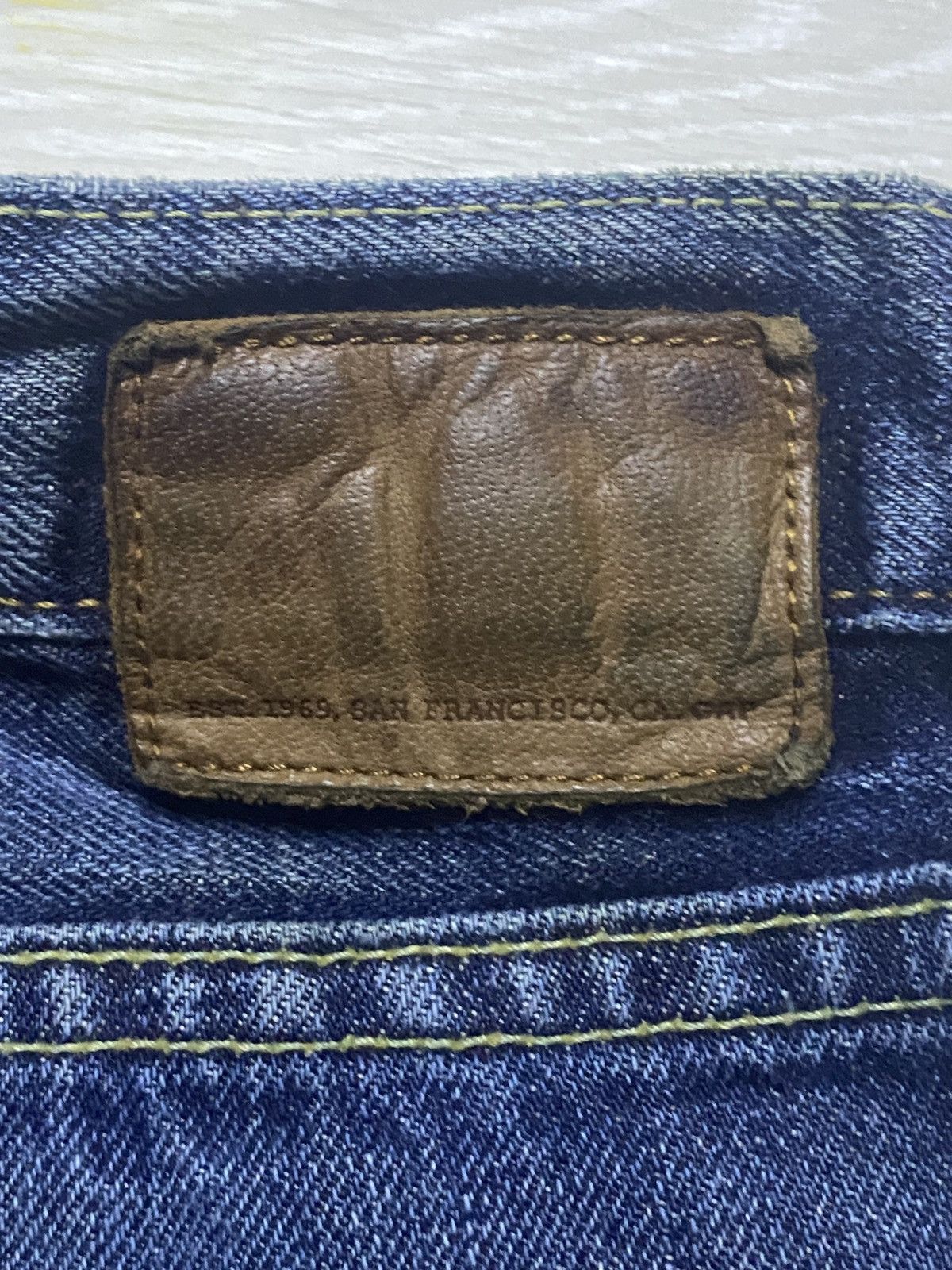 Dapper Dan × Gap Vintage Gap Denim Faded Wash Flare Bootcut Jeans Size US 34 / EU 50 - 13 Thumbnail