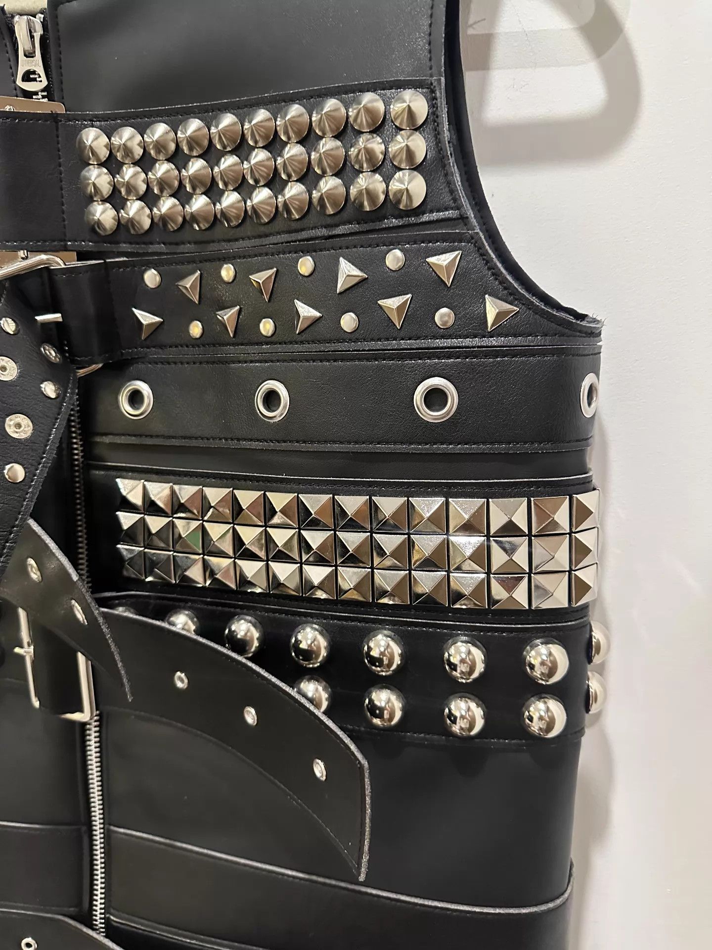Junya Watanabe Junya Watanabe x CdG Rivet Belt Black Vest S Lil Tecca Size US S / EU 44-46 / 1 - 3 Thumbnail