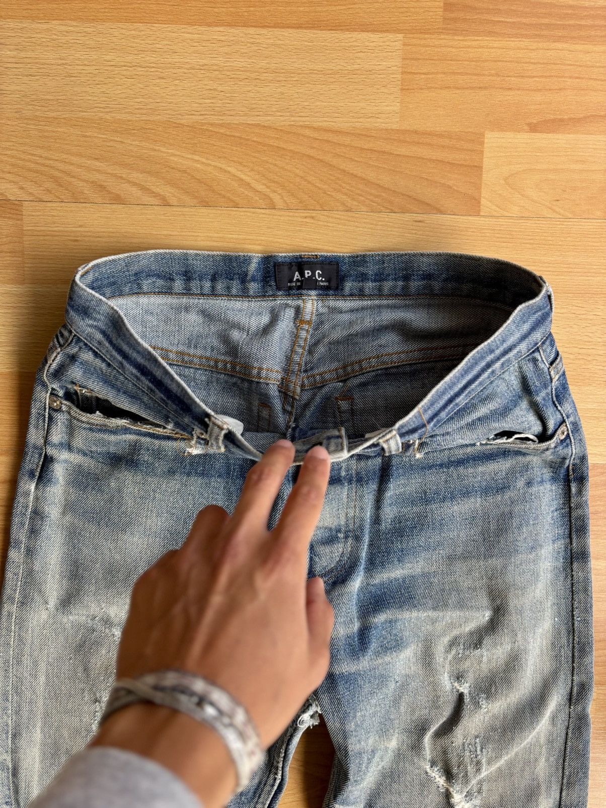 A.P.C. THRASHED APC DENIM Size US 30 / EU 46 - 3 Thumbnail