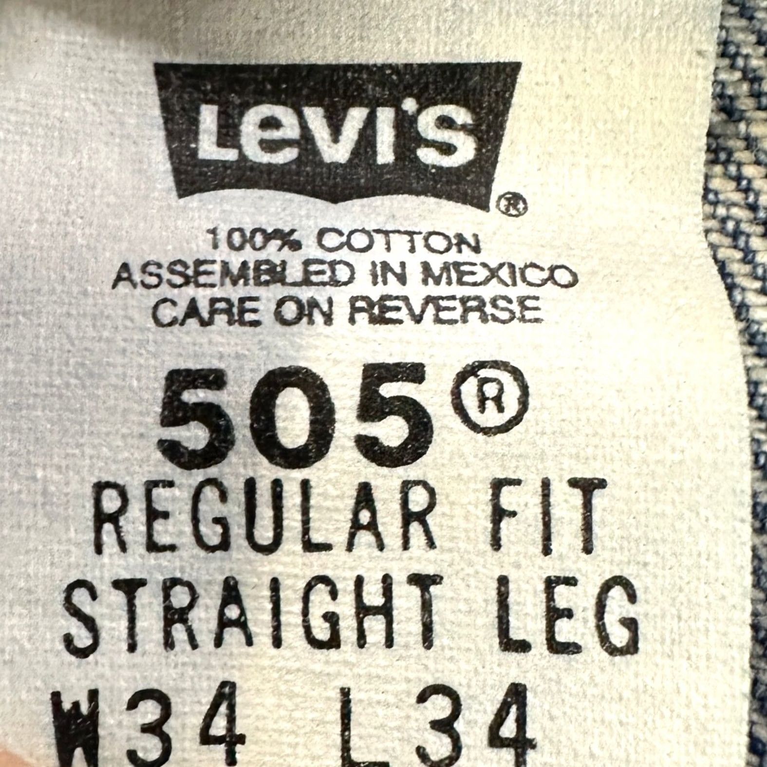 Levi's VINTAGE Levi's 505 Jeans Men 34X34 Straight Blue Regular 5-Pocket Denim Cotton 90s Mens Size US 34 / EU 50 - 6 Thumbnail
