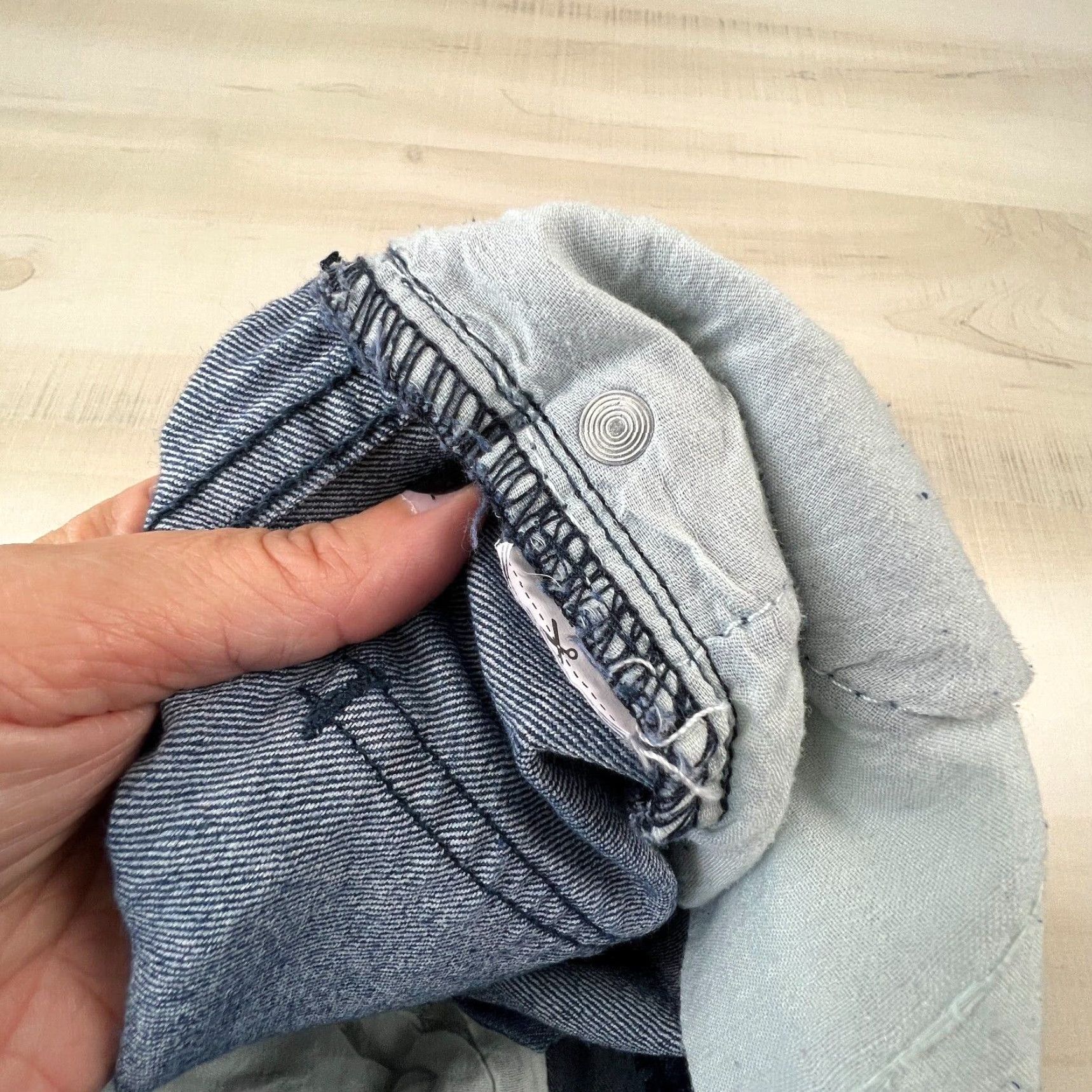 Vintage XXI Women's 28 Mid Rise Skinny Jeans Medium Wash Blue Denim Stretch Size 28" / US 6 / IT 42 - 5 Thumbnail