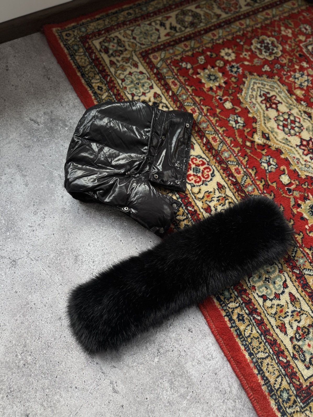 Moncler Moncler fur hood black puffer Size ONE SIZE - 11 Thumbnail