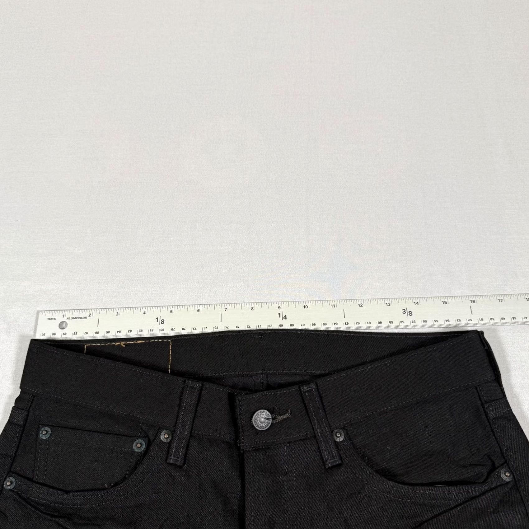 Levi's Levi's 501 Jeans Black 32x29 Denim Straight Fit Button Fly Regular Mens Jeans Size US 32 / EU 48 - 6 Thumbnail