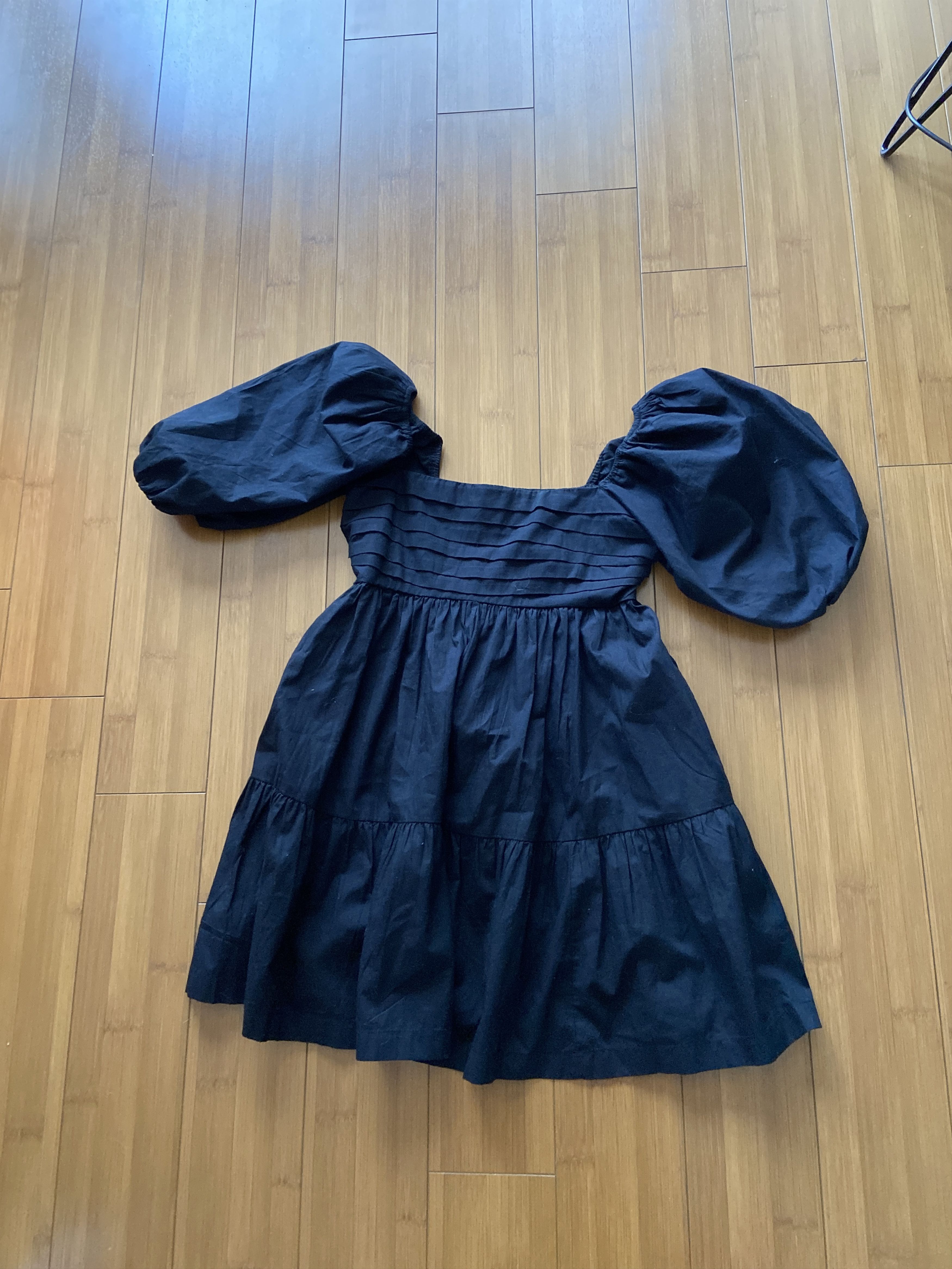 Abercrombie & Fitch Abercrombie Fitch Puff Sleeve Mini Dress Black XSP Size XS / US 0-2 / IT 36-38 - 1 Thumbnail