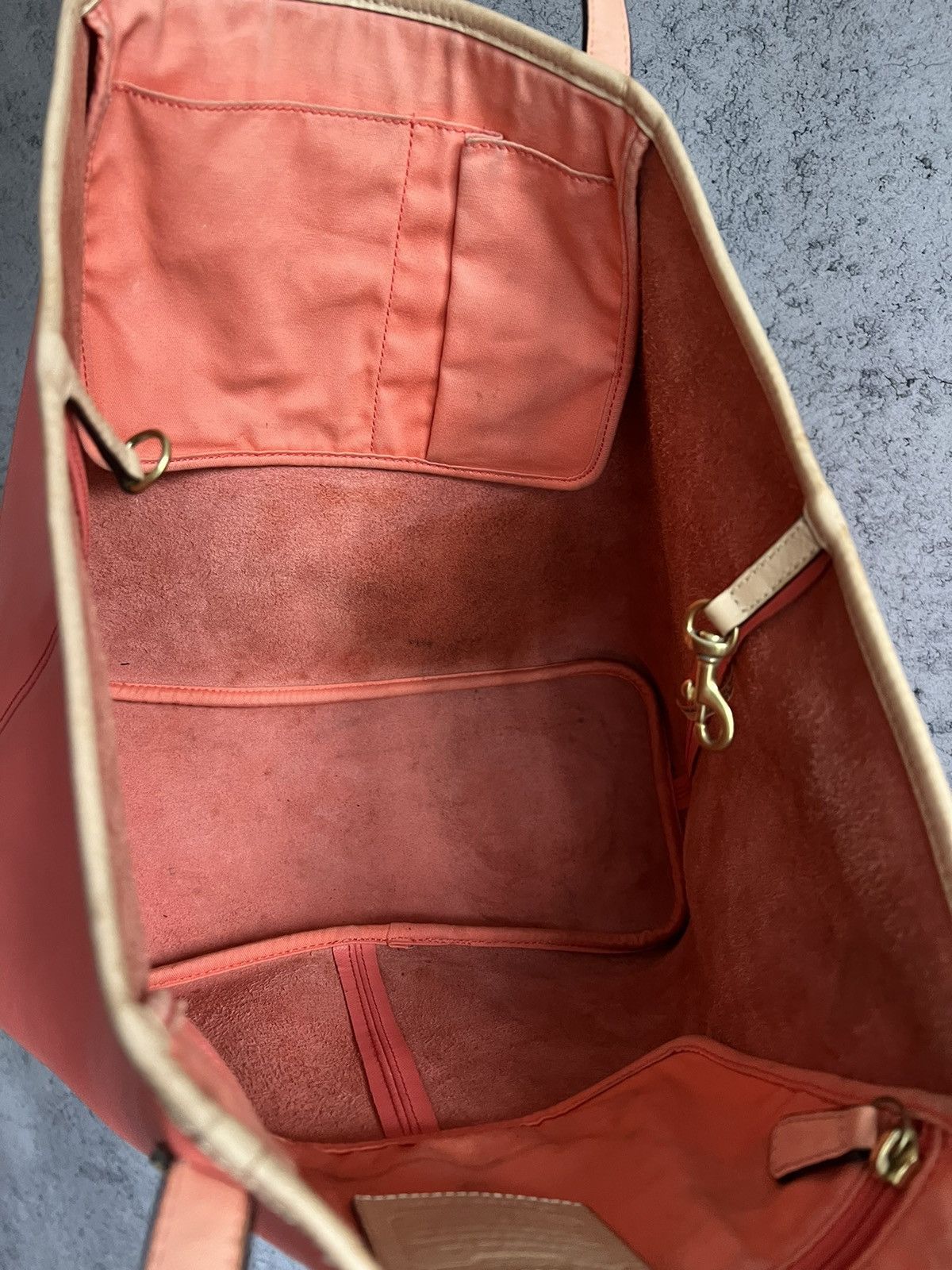 Coach Pink Shoulder Bag 2000s Y2K Luxury