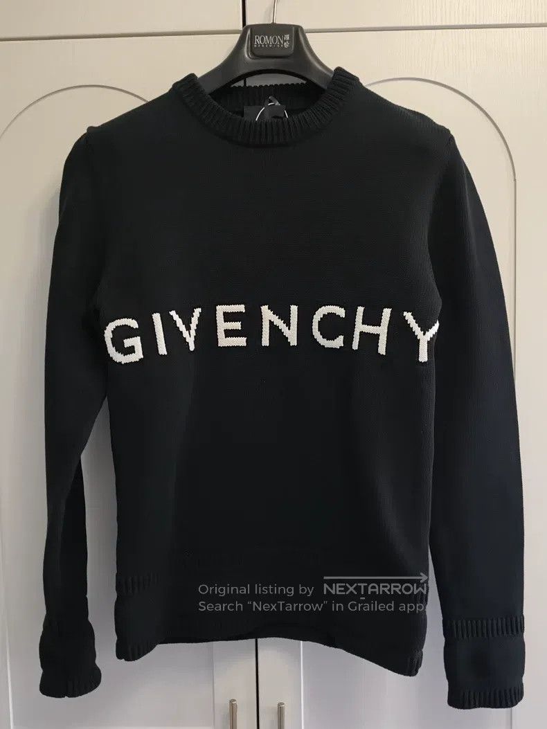 Givenchy Givenchy Gingham Letter Printed Knit Sweater Size US S / EU 44-46 / 1 - 1 Thumbnail