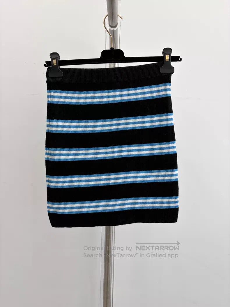 Chanel Chanel Blue striped knitted skirt Size 24" / US 00 / IT 34 - 2 Thumbnail
