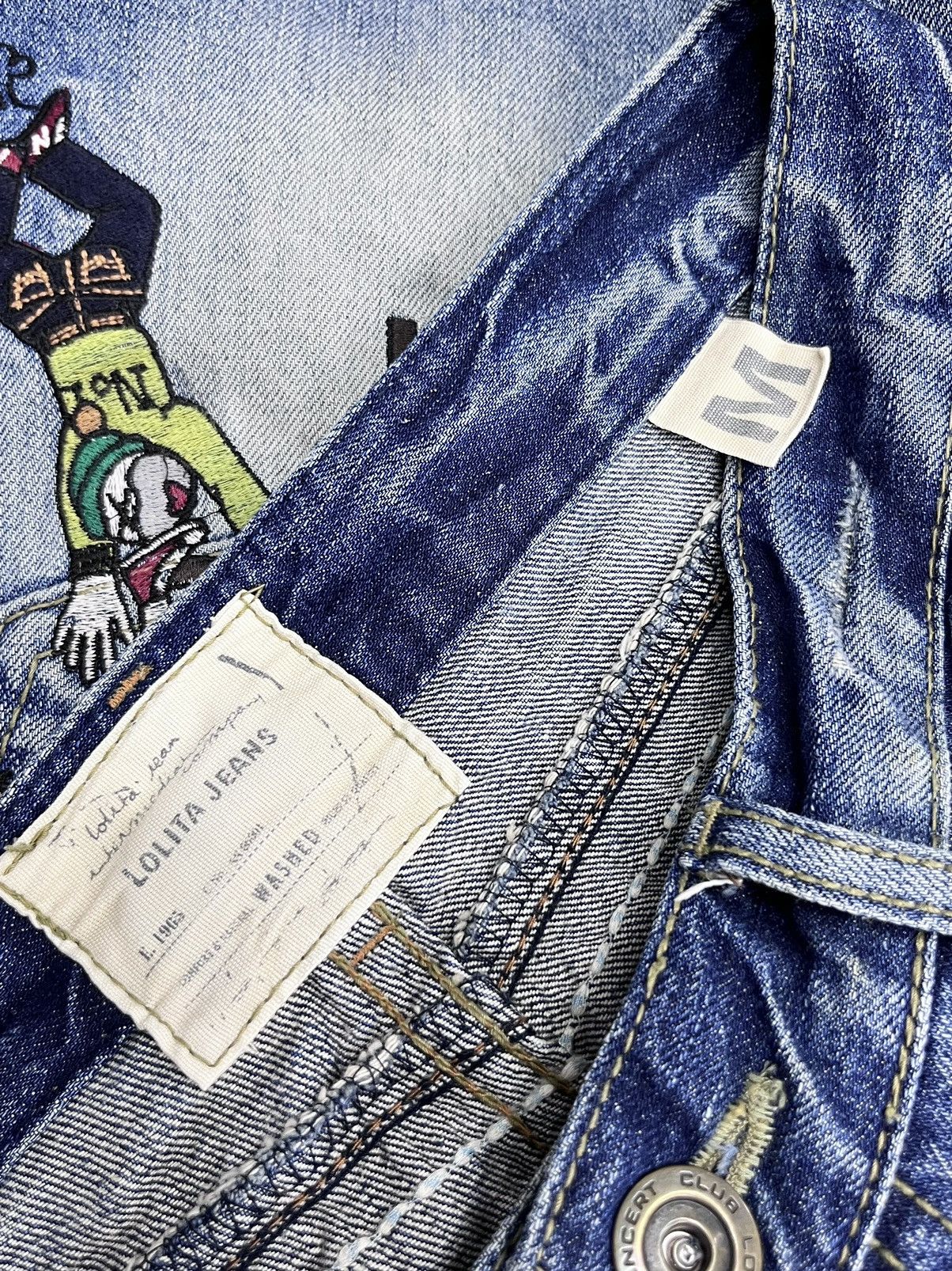 Siberia Hills RARE🔥LOLITA CHILDREN Embroidery Exotic Denim Acid Washed Size US 31 - 16 Thumbnail