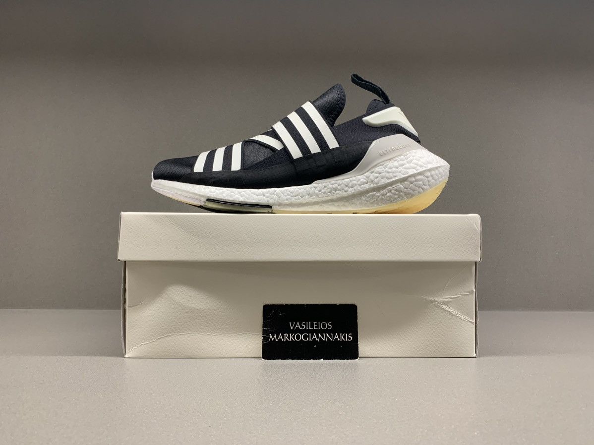 Adidas Y-3 Ultra Boost 22 Black Core White Chalk Pearl