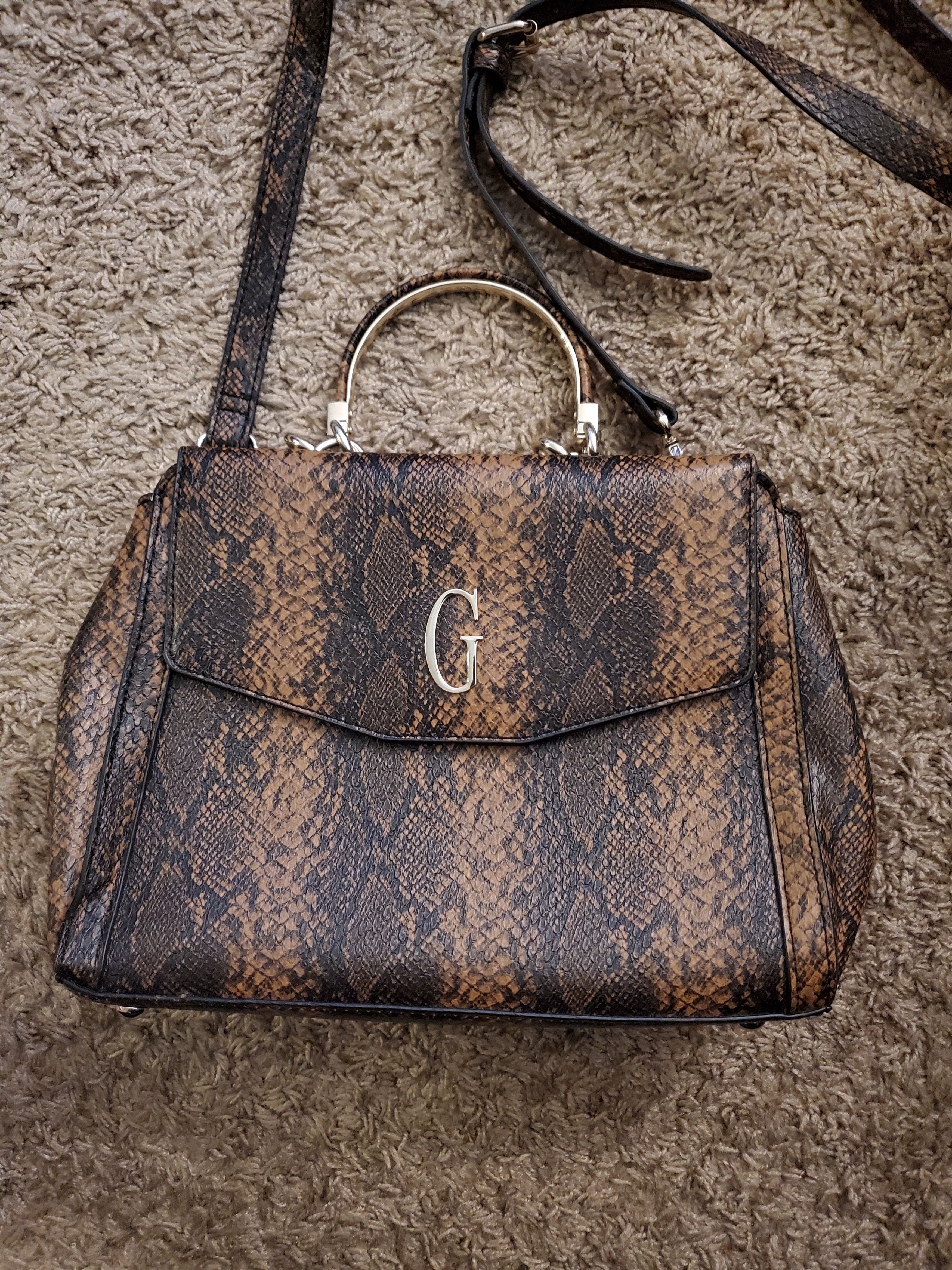Guess Two tone brown faux leather snakeskin Guess purse Size ONE SIZE - 7 Thumbnail