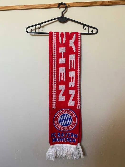 Other BAYERN MUNCHEN F.C. Unique Football Scarf - UNIQUE Size ONE SIZE - 1 Thumbnail