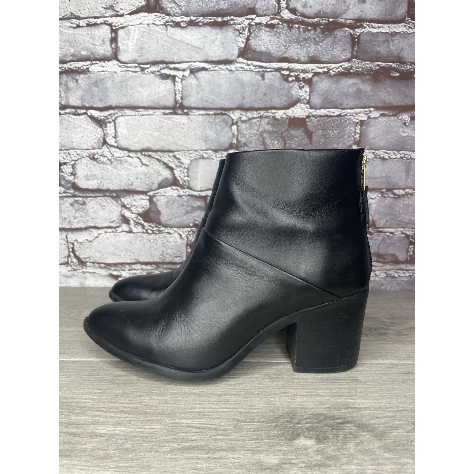 Nisolo Nisolo Black Leather Ankle Back Zip Heel Booties Boots Women Size US 9 / IT 39 - 2 Thumbnail
