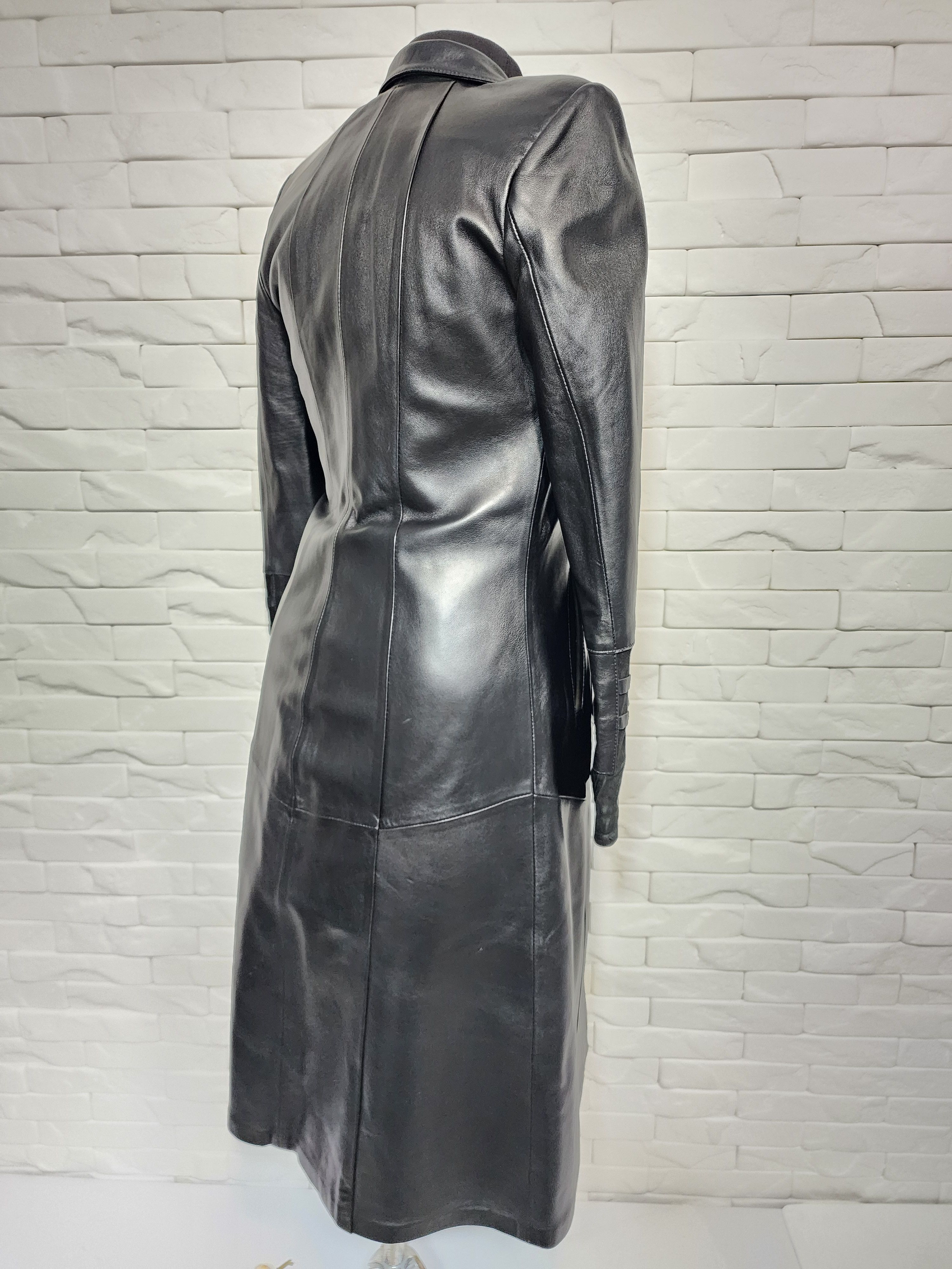 Genuine Leather Black Genuine Leather Long Jacket: Elegant Women's Coat Size S / US 4 / IT 40 - 5 Thumbnail
