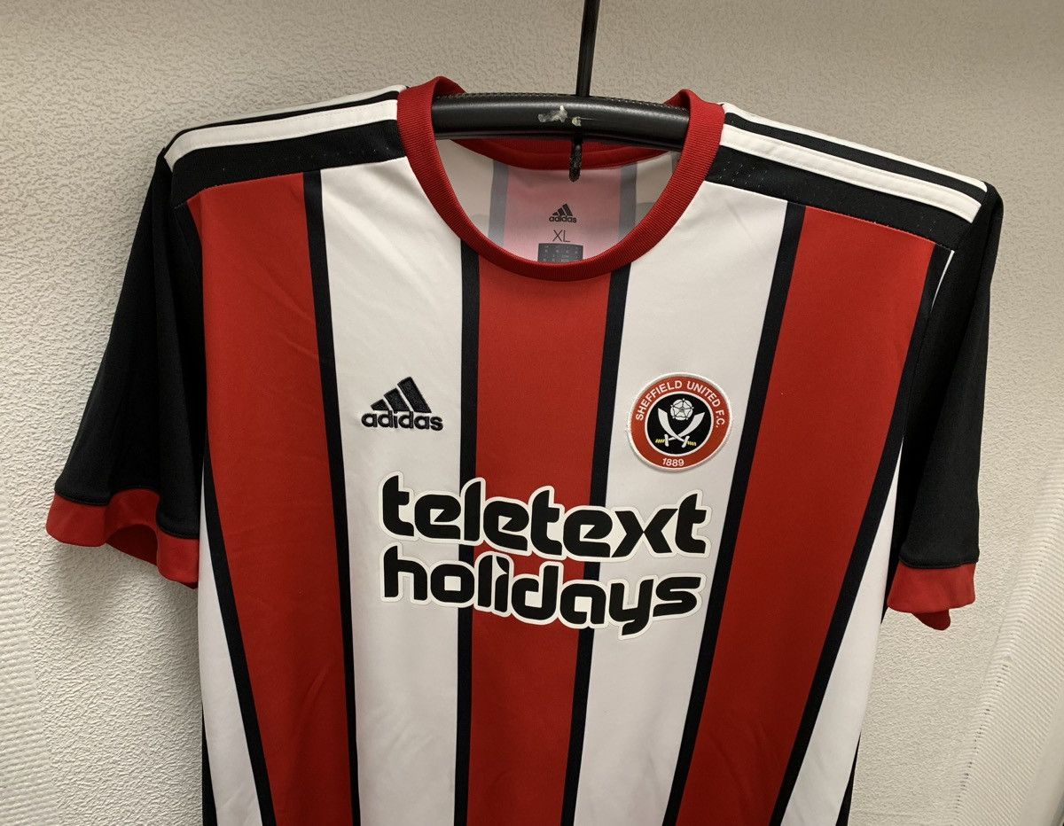 Adidas Sheffield United adidas soccer jersey Xl size 2019 Size US XL / EU 56 / 4 - 2 Thumbnail