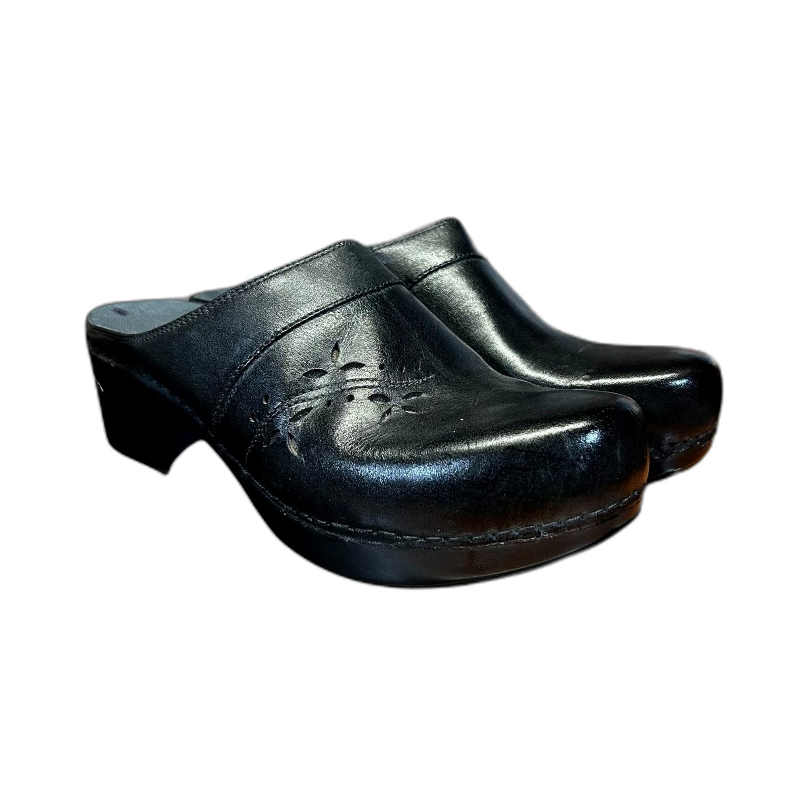 Dansko Dansko Clogs Professional Black Leather Flower Cutout Design Size US 9 / EU 42 - 3 Thumbnail