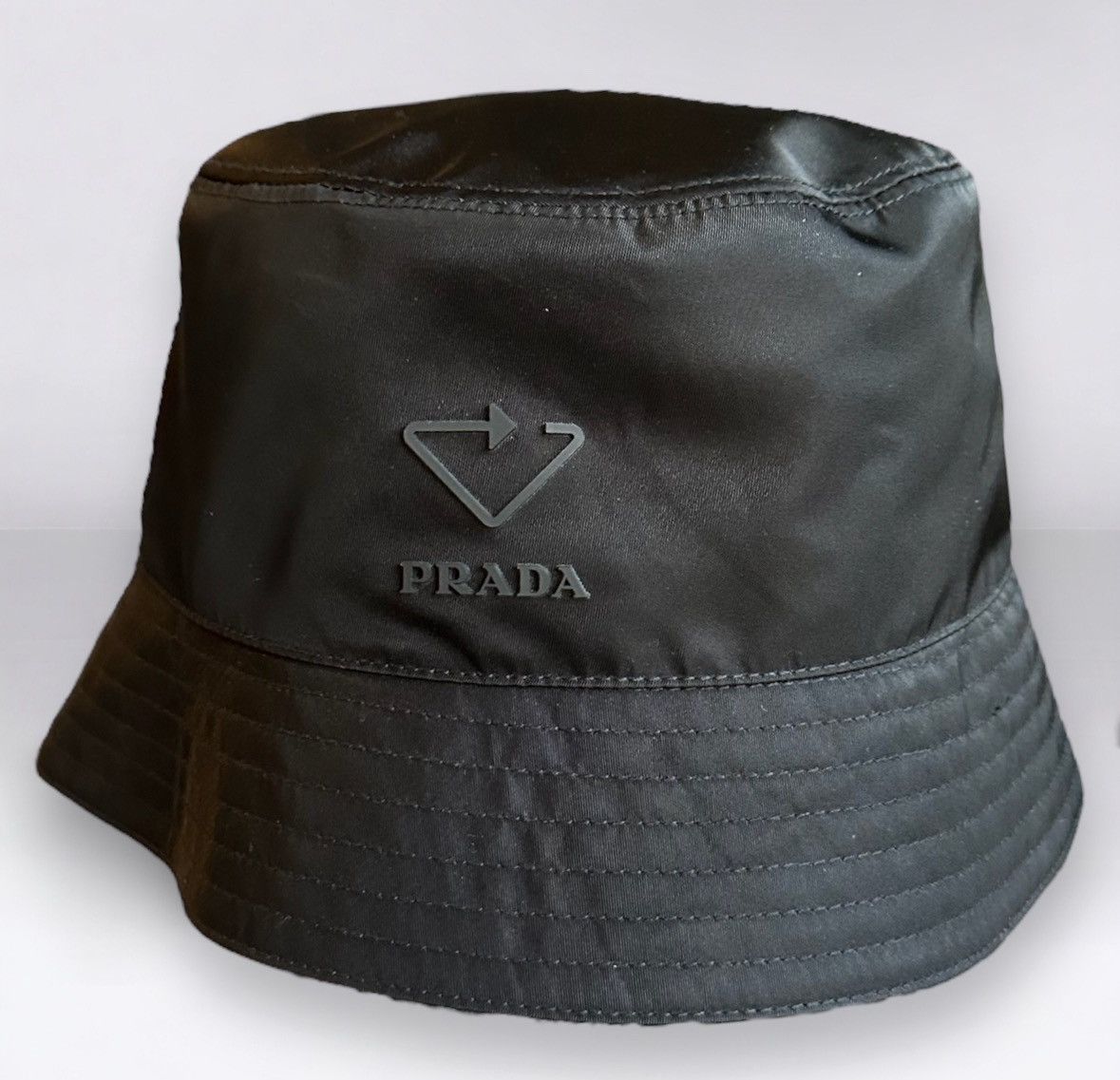Prada Black Prada Re Nylon Bucket Hat Size ONE SIZE - 1 Thumbnail