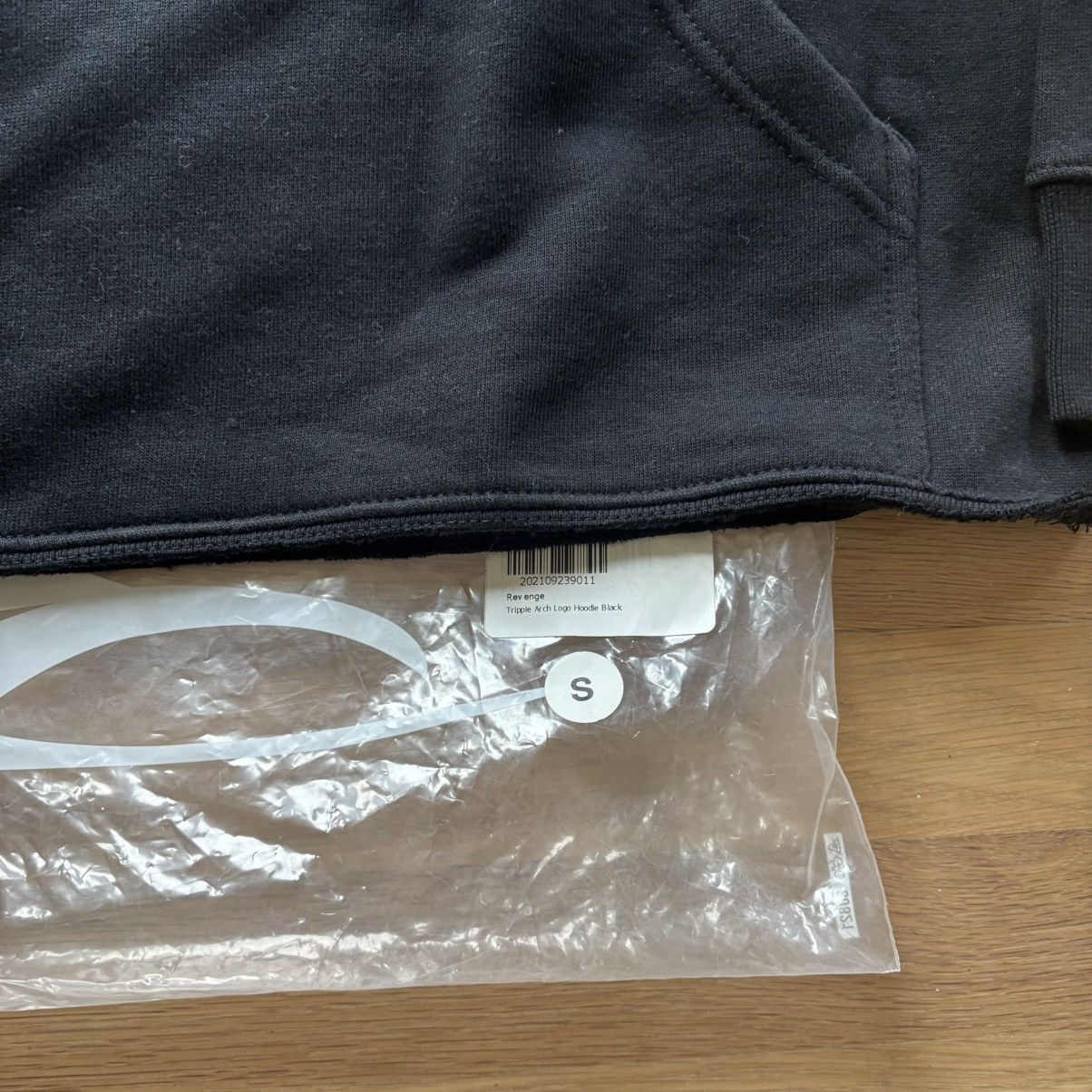 Revenge × Trippie Redd Revenge Trippie Redd Arch Logo Hoodie Size US S / EU 44-46 / 1 - 10 Thumbnail
