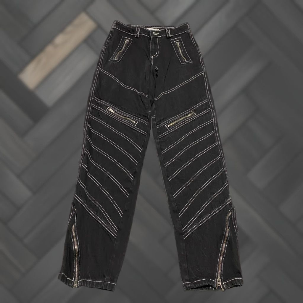 Bdg BDG Moto Jeans Womens Size 25 Black Denim Ankle Zip Pockets White Stitching Jeans Womens Regular 25 Black Moto GDG? Size 42" / US 20 - 1 Thumbnail