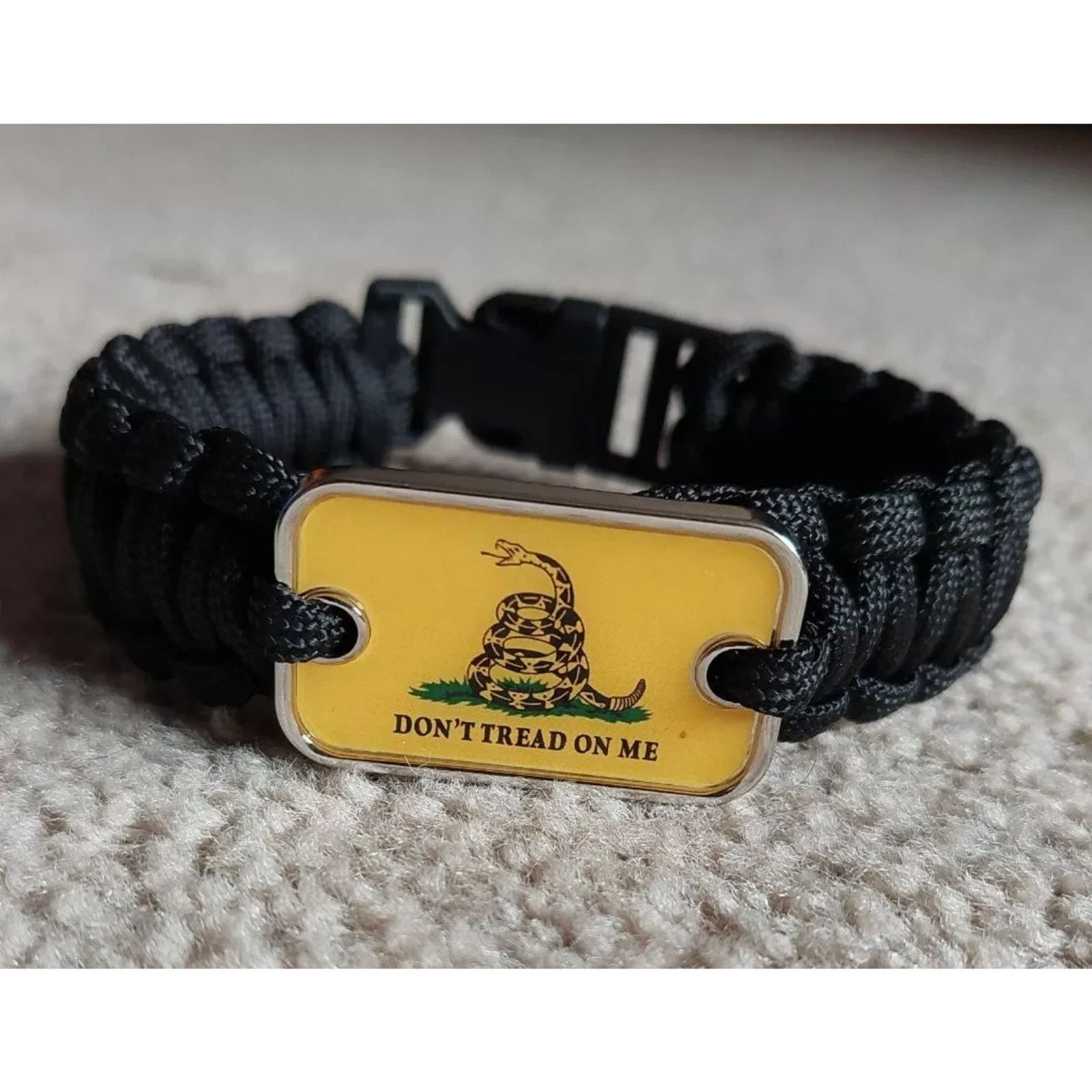 Other "Don't Tread On Me" Paracord Survival Bracelet Mount Vernon Size ONE SIZE - 7 Thumbnail