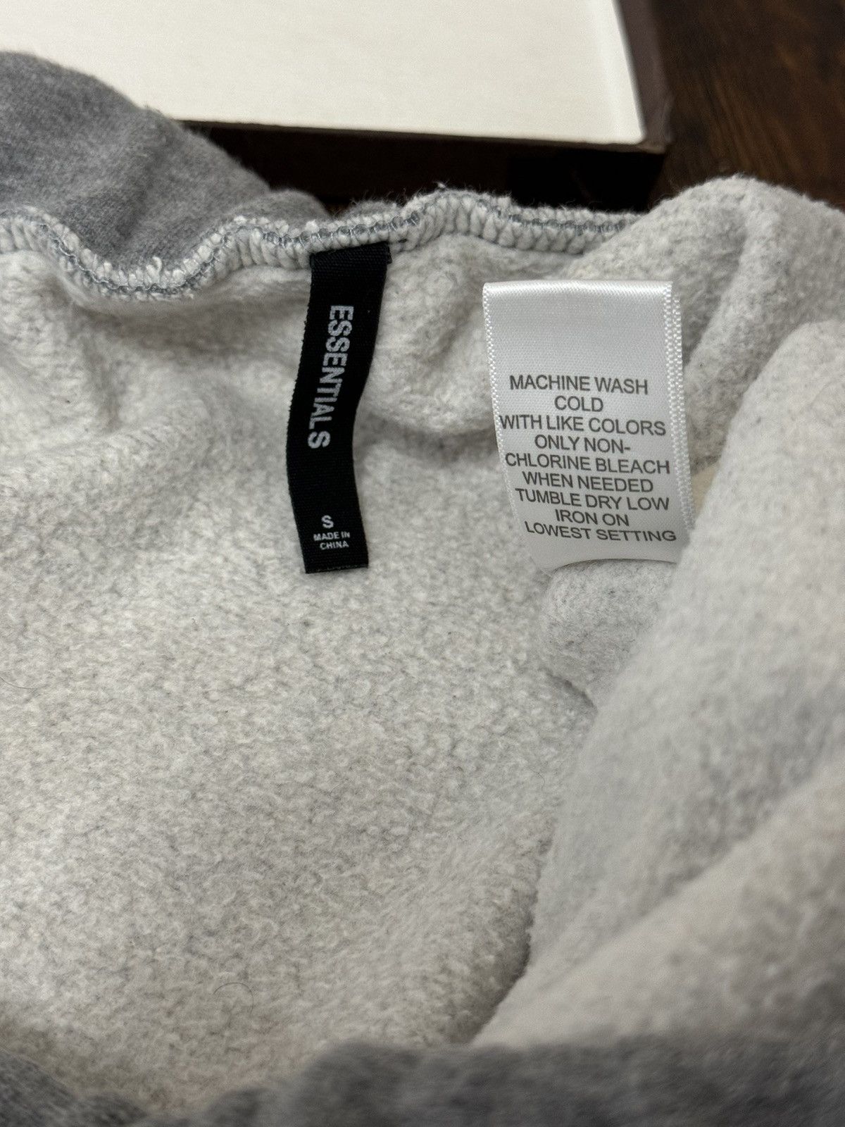 Fear of God Fear of God Essentials Side Stripe Sweatpants Grey SZ Sm🔥 Size US 32 / EU 48 - 11 Thumbnail