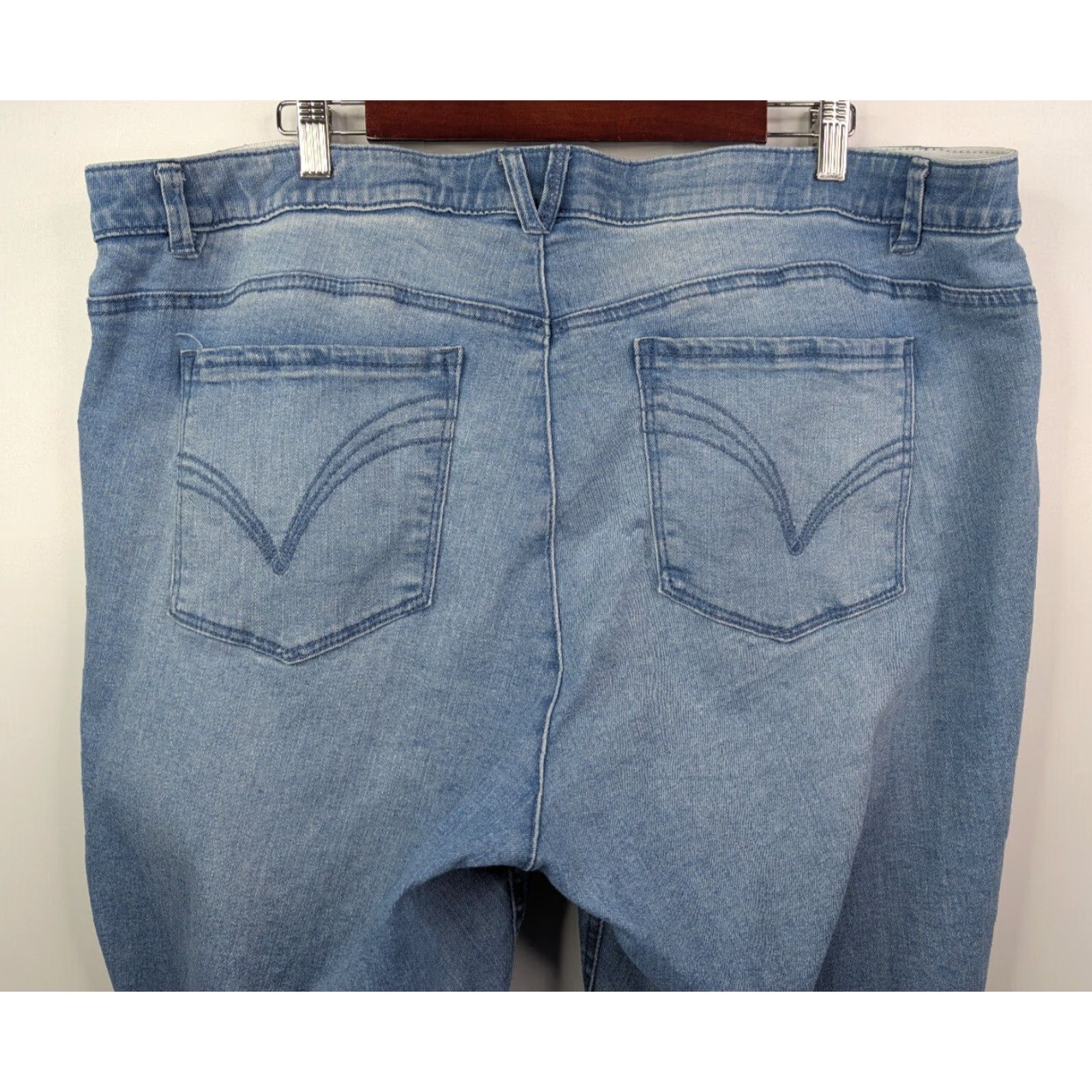 Vintage Democracy Jeans Women 20W Blue Denim Cropped Elastic Waist High Rise Plus Size 20W City Flower Preppy Button Zip Logo Zipper Size 42" / US 20 - 5 Thumbnail