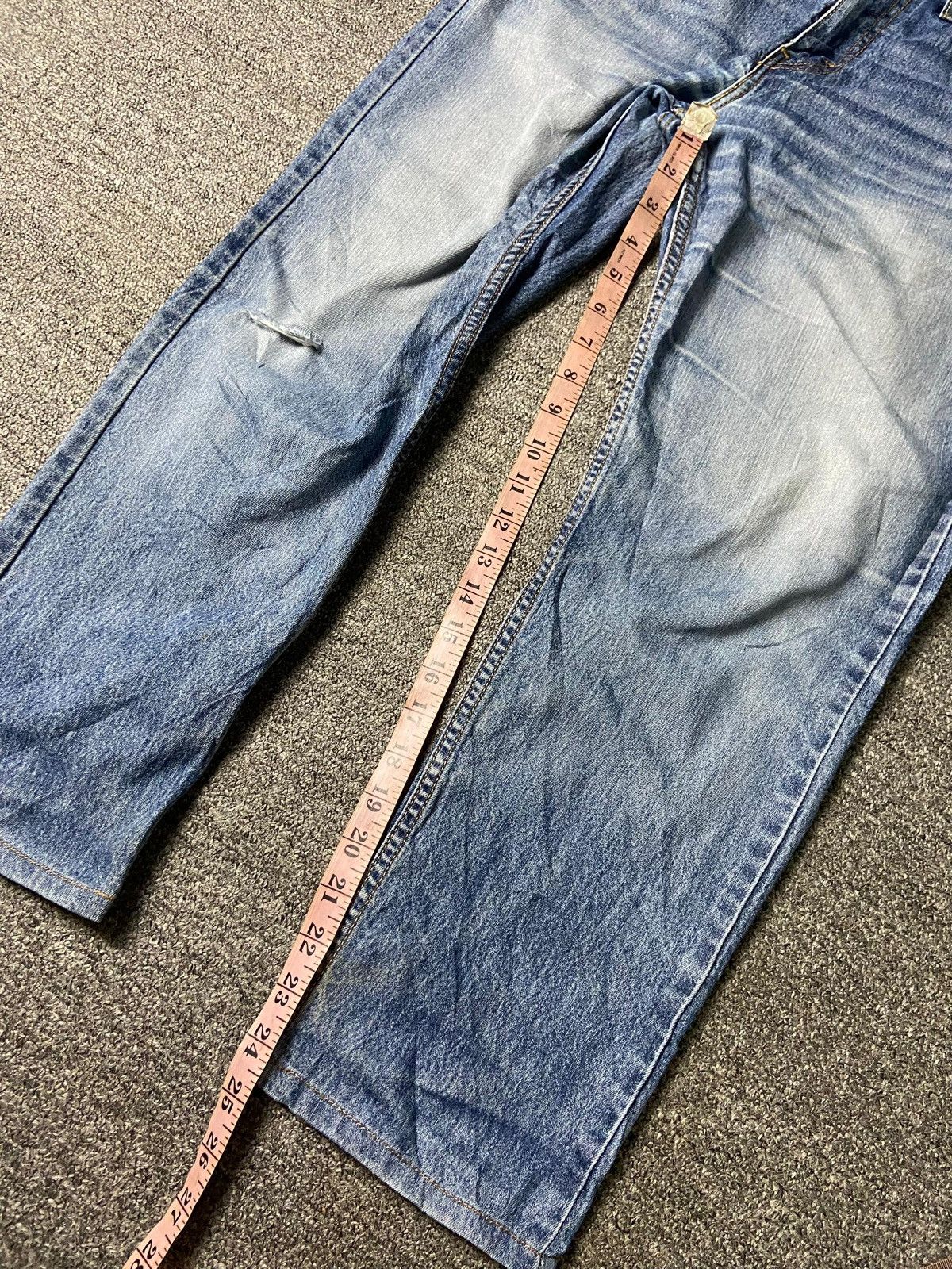 Levi's Levis Strauss Co. 502 Distressed Denim Jeans (154) Size US 32 / EU 48 - 8 Thumbnail