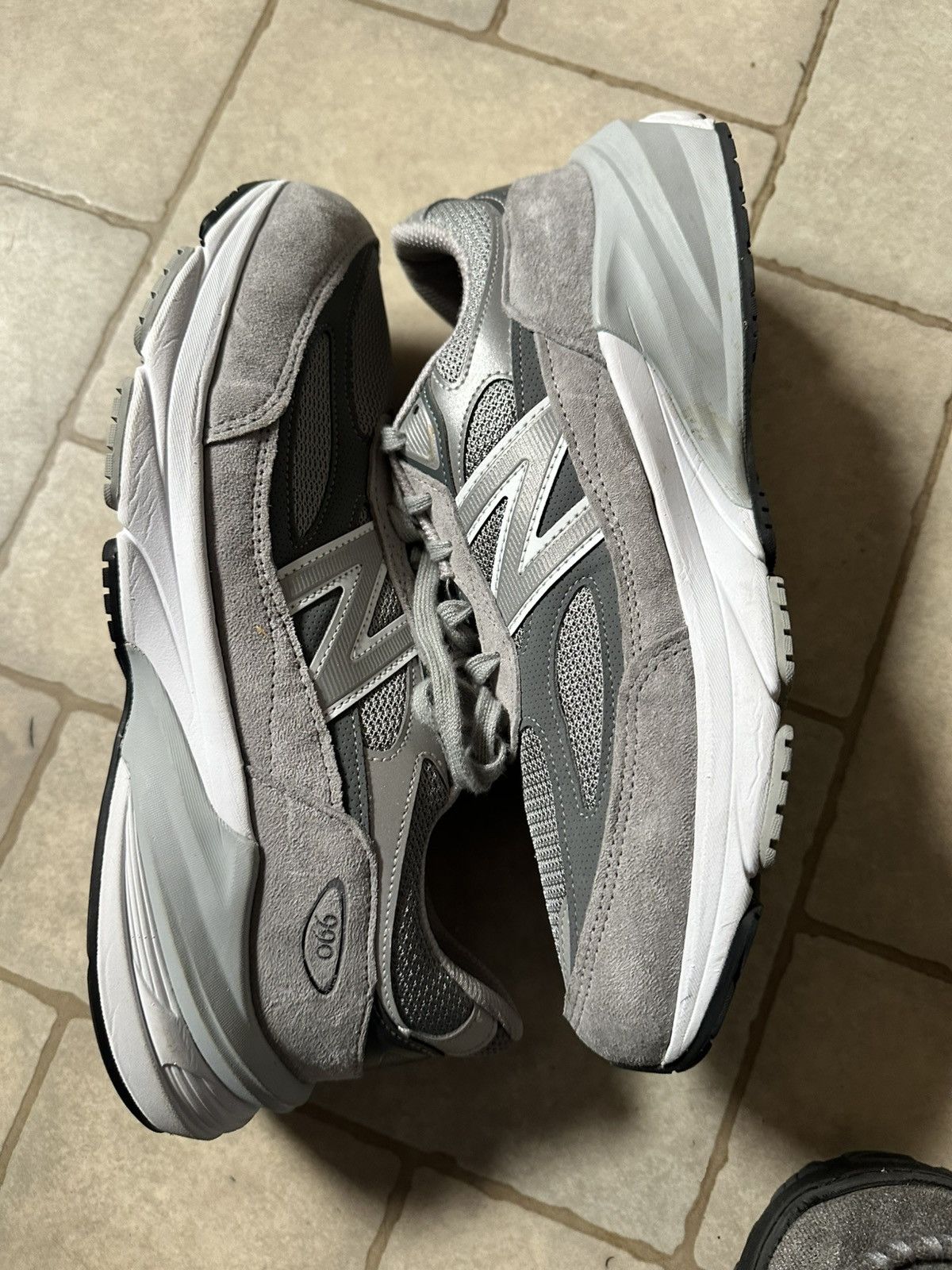 New Balance New balance 990V6 Size US 11 / EU 44 - 2 Thumbnail