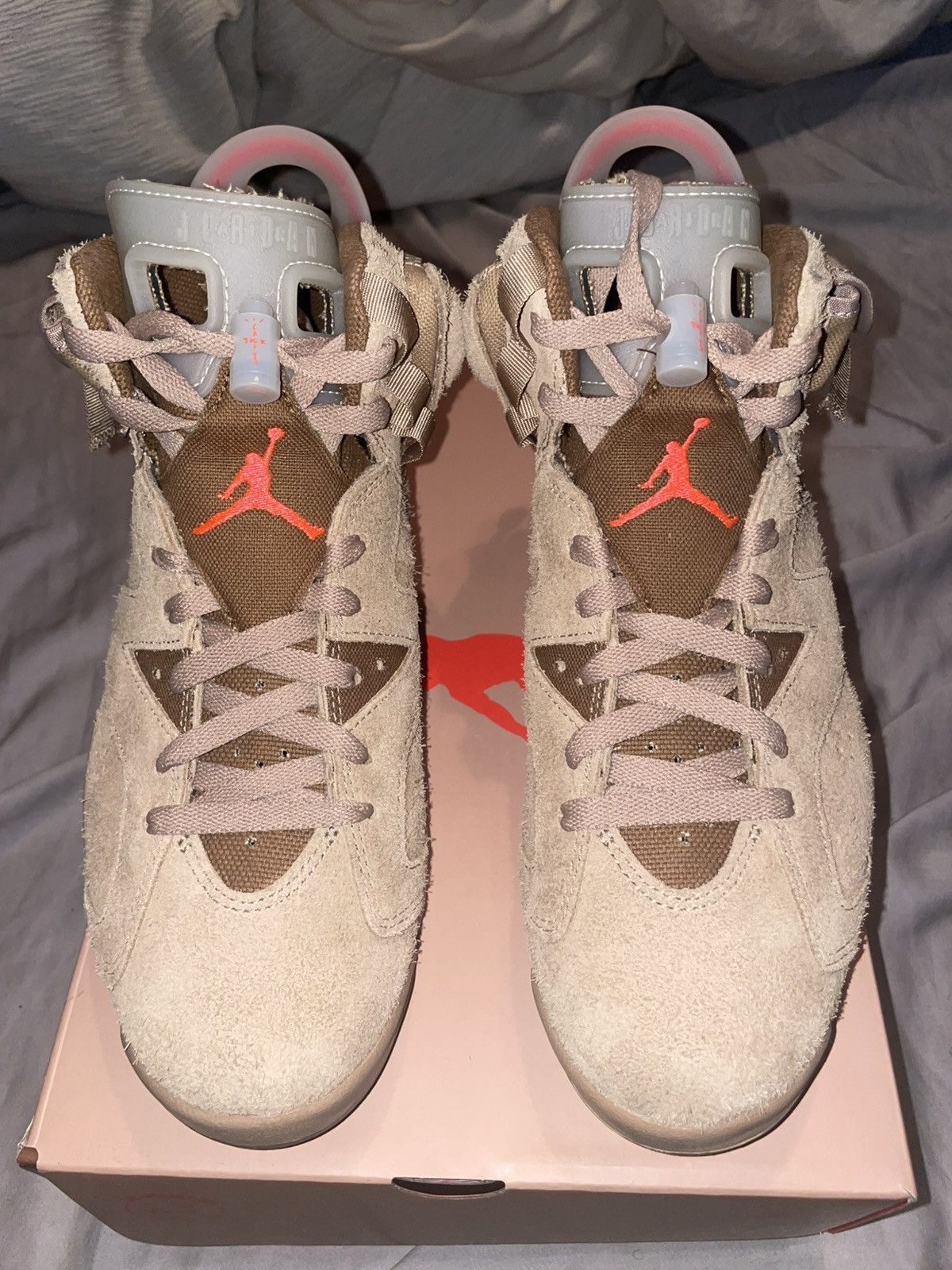 Jordan Brand × Travis Scott Jordan 6 Travis Scott British Khaki Size US 7.5 / EU 40-41 - 3 Thumbnail